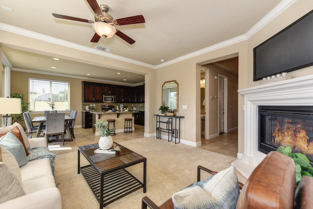 Addison Ct, Folsom – Premiere Home Staging & Design