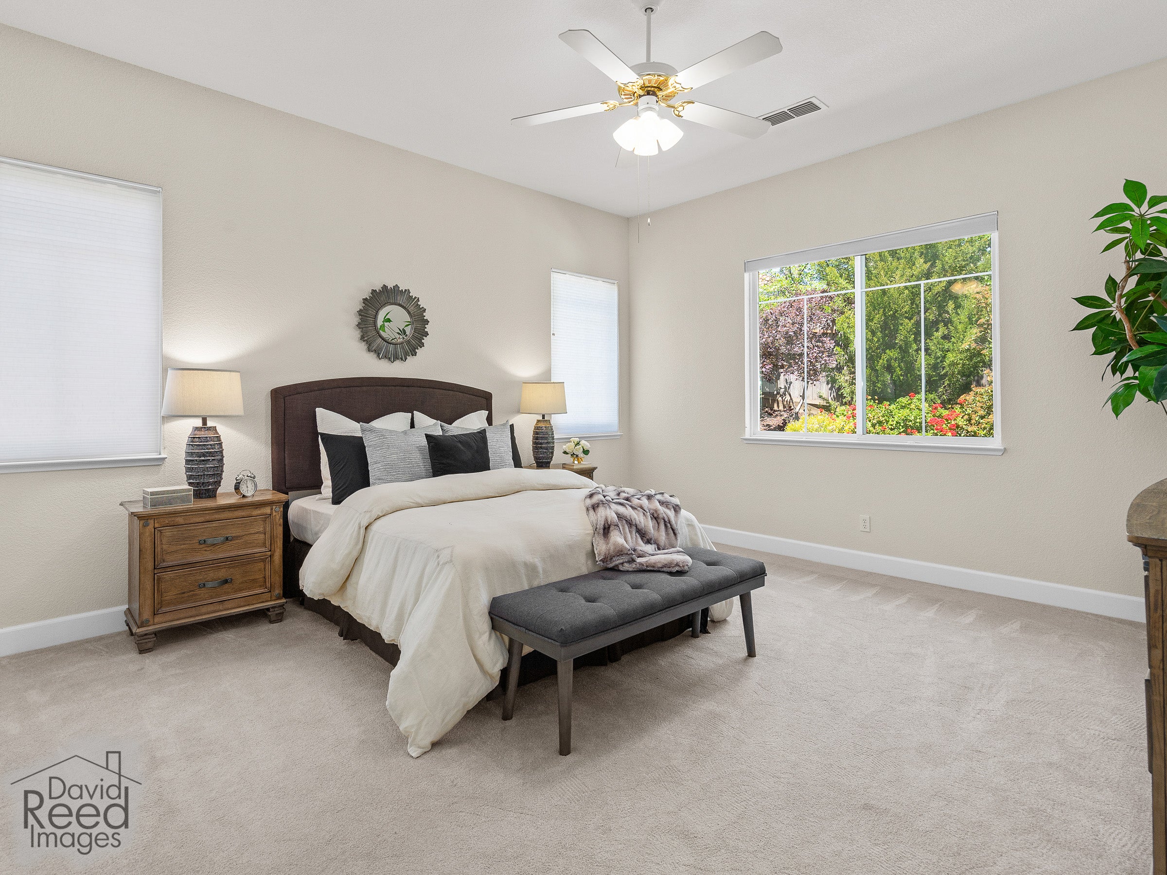 1034_BrockCircle_Int_Bedroom1_1_01