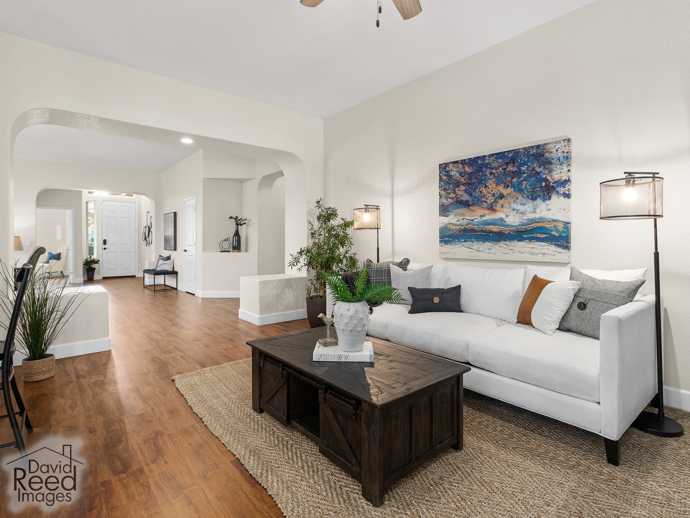 1034_BrockCircle_Int_FamilyRoom_1_03