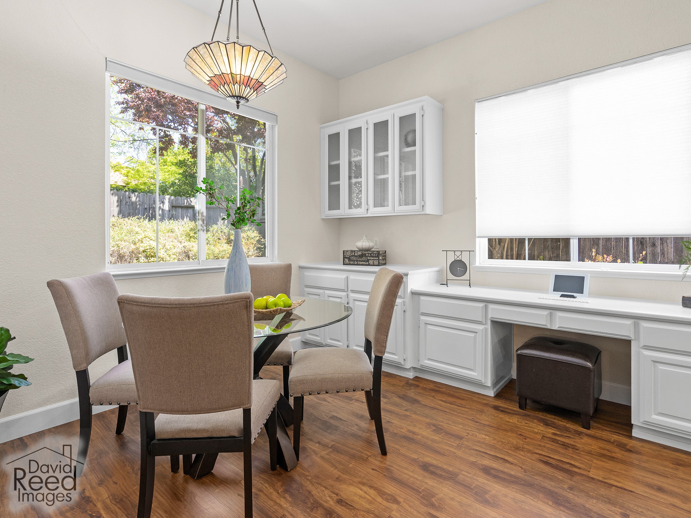 1034_BrockCircle_Int_Kitchen_1_05