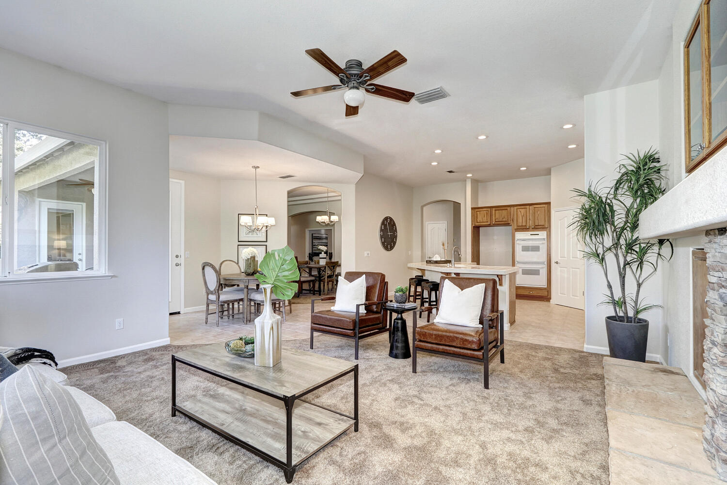 1216_Beckett_Dr_Roseville_CA-large-023-022-022-1500x1000-72dpi