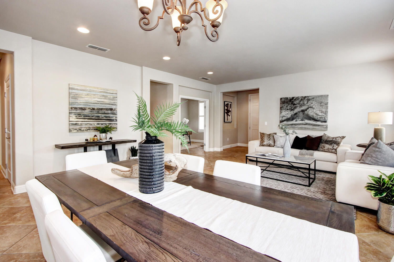 156_Dodbrook_Ct_Roseville_CA-large-012-016-012-1500x1000-72dpi
