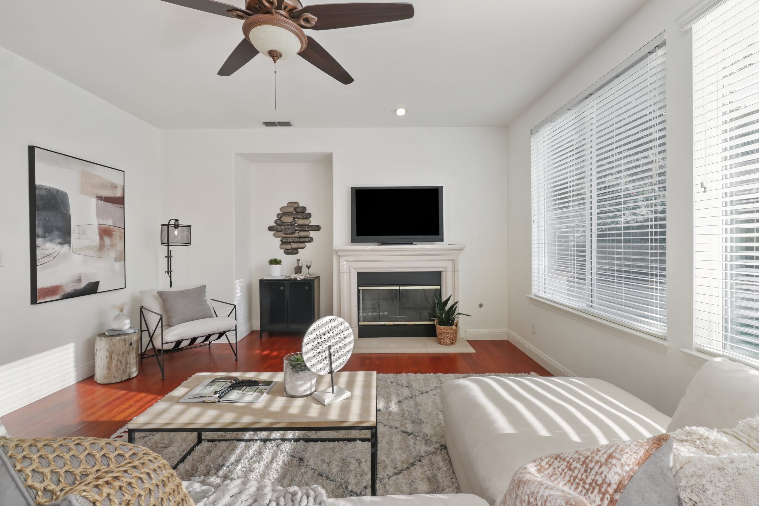 1740_Dornie_Cir_Folsom_17