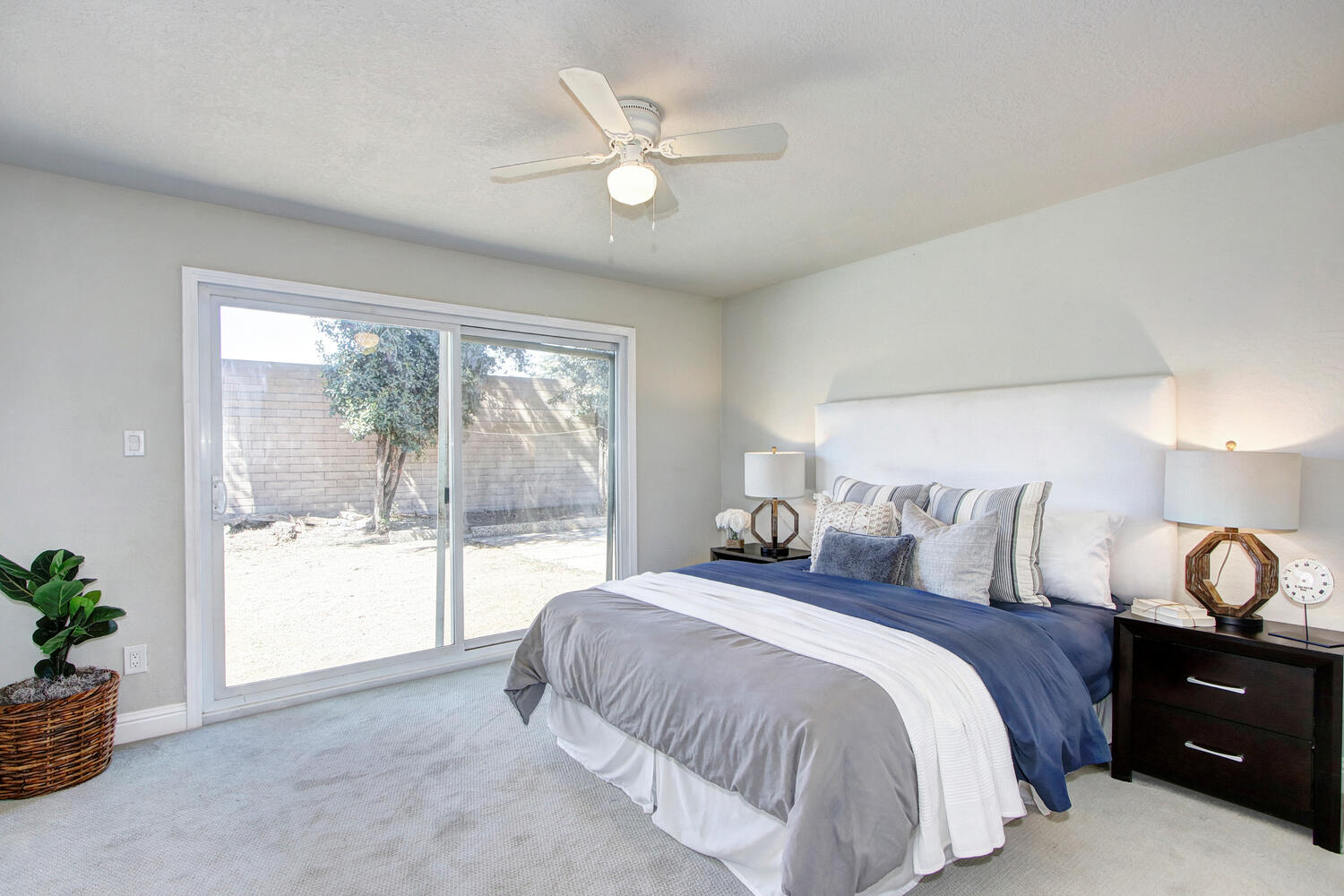 2800_Marmor_Ct_Sacramento_CA-large-019-021-019-1500x1000-72dpi