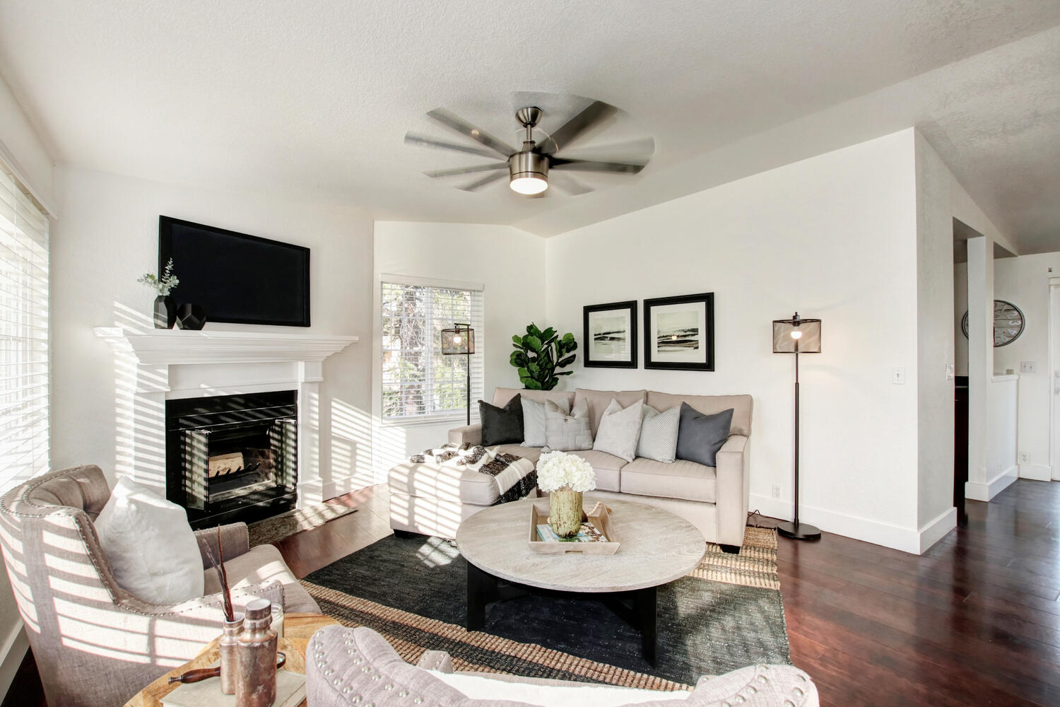 305_Castle_Ct_Roseville_CA-large-006-007-006-1500x1000-72dpi