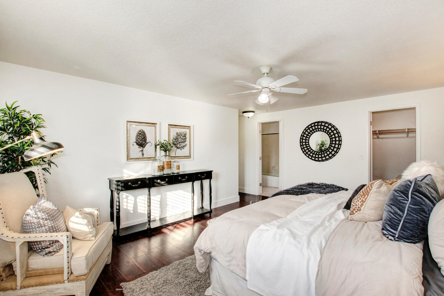 305_Castle_Ct_Roseville_CA-large-019-021-019-1500x1000-72dpi