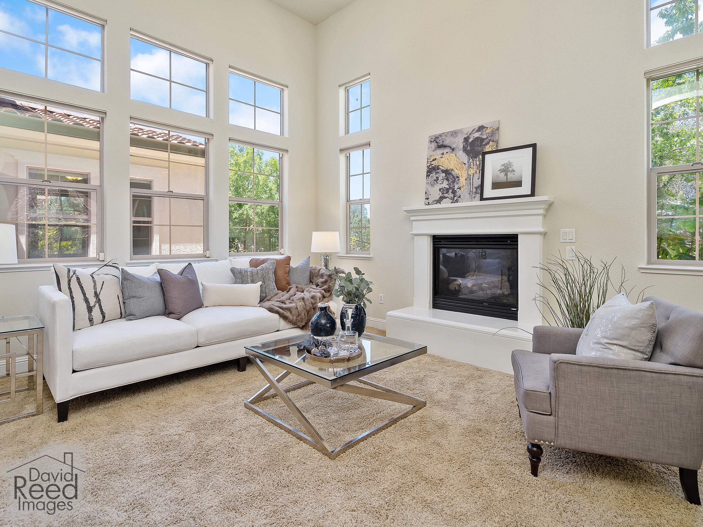 3151_OrbetelloWay_Int_LivingRoom_1_02
