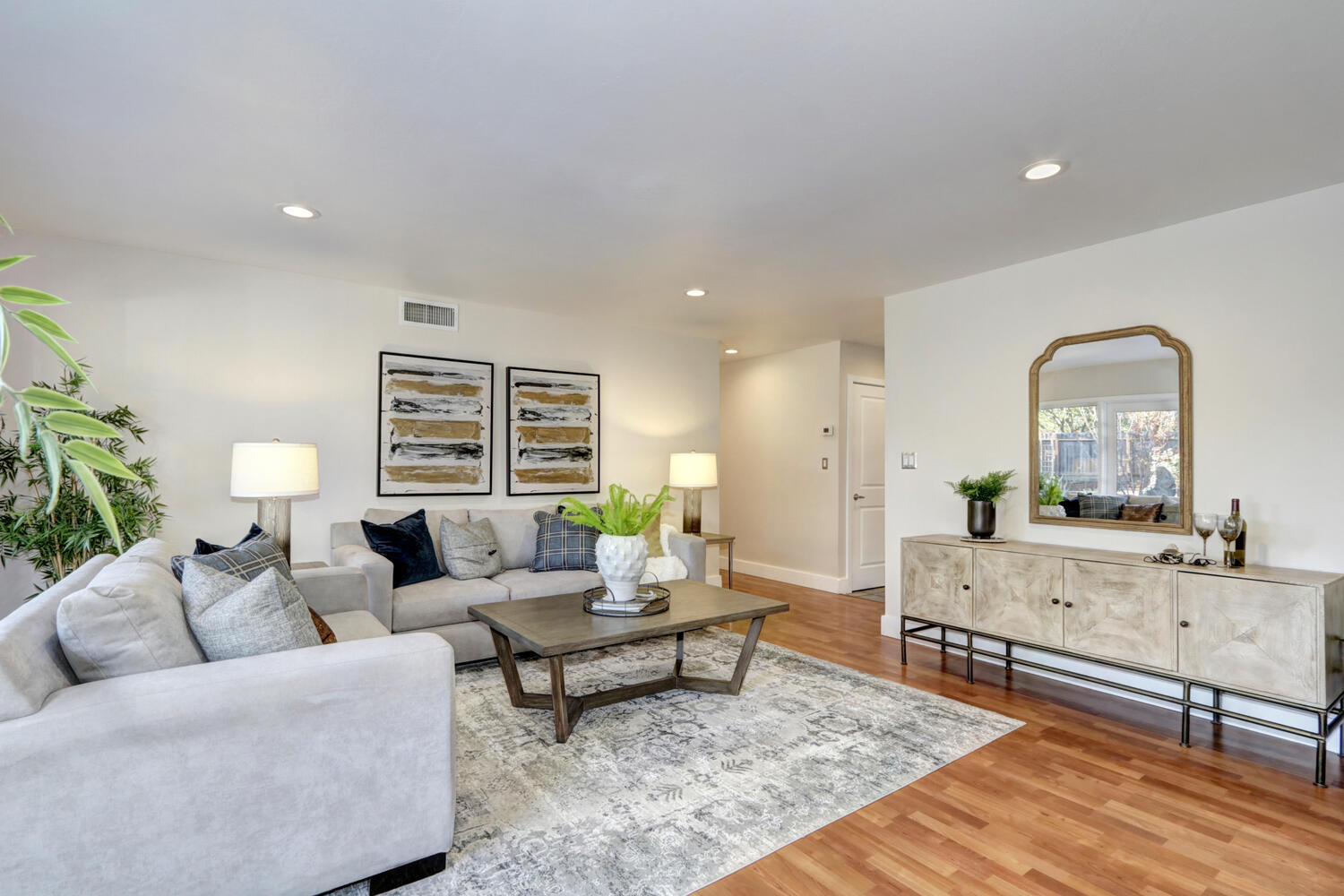 3302_Breton_Ave_Davis_CA_95616-large-007-009-007-1500x1000-72dpi