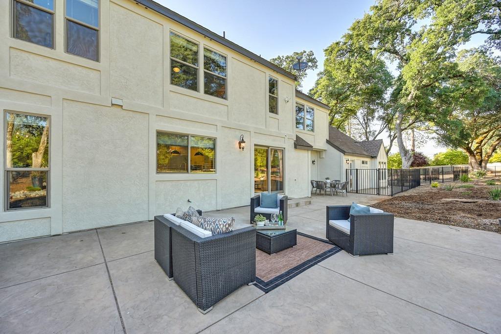 3321_St_Ives_Ct_Shingle_Springs_21