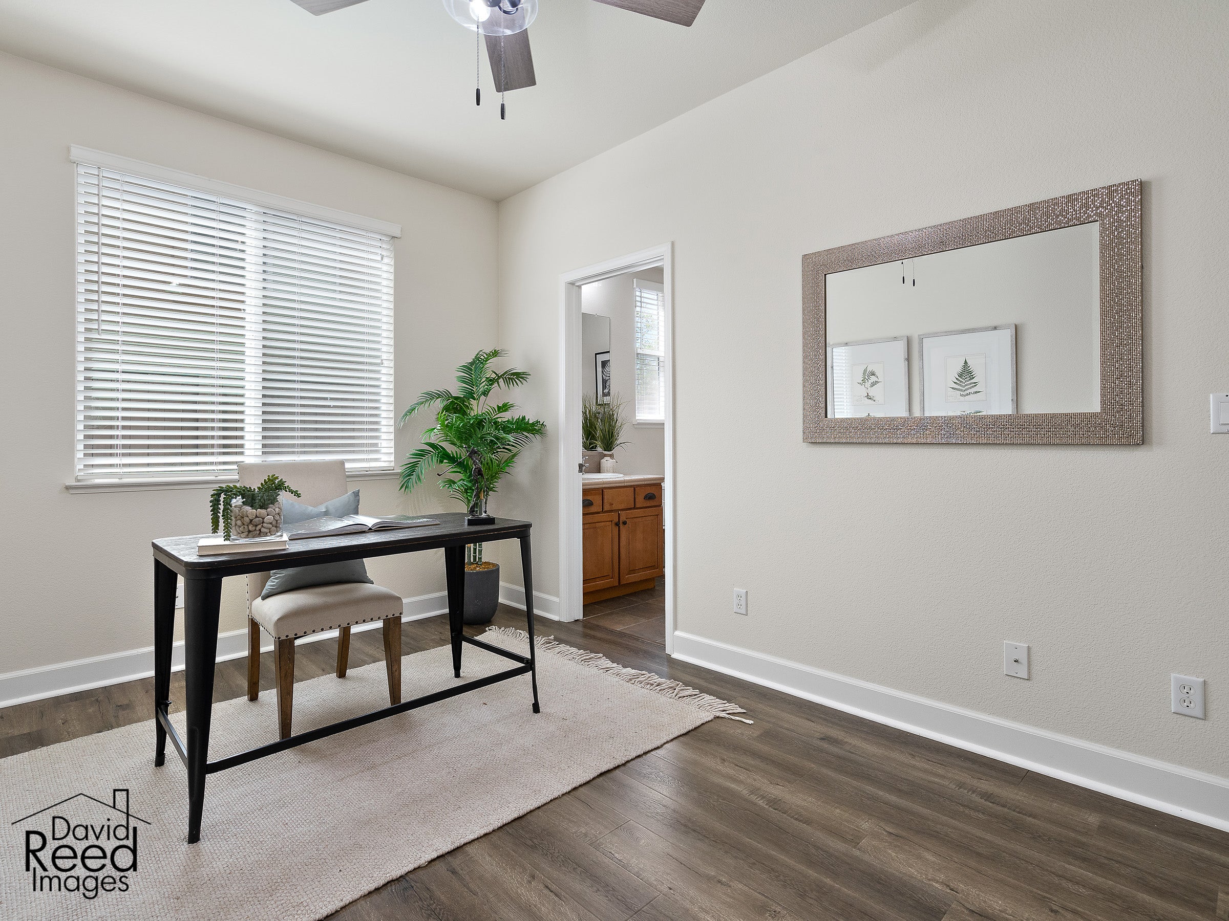 4093_BothwellCircle_Int_Office_1_02