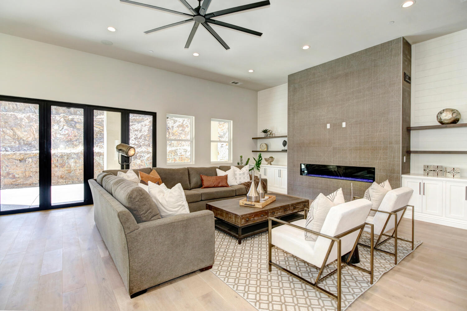416_Coronado_Ct_El_Dorado-large-018-019-018-1500x1000-72dpi
