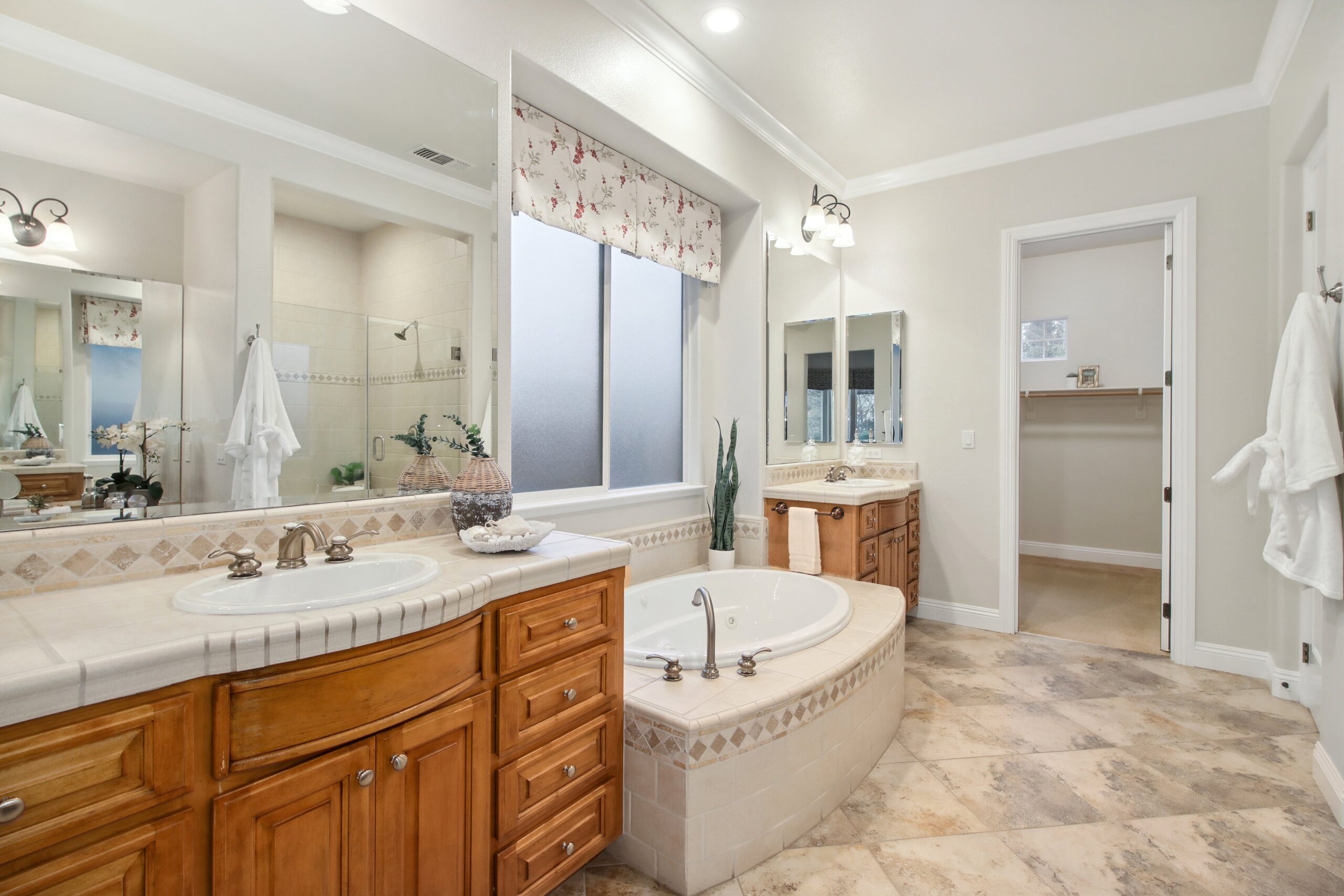 4413_Cheval_Way_Roseville_12