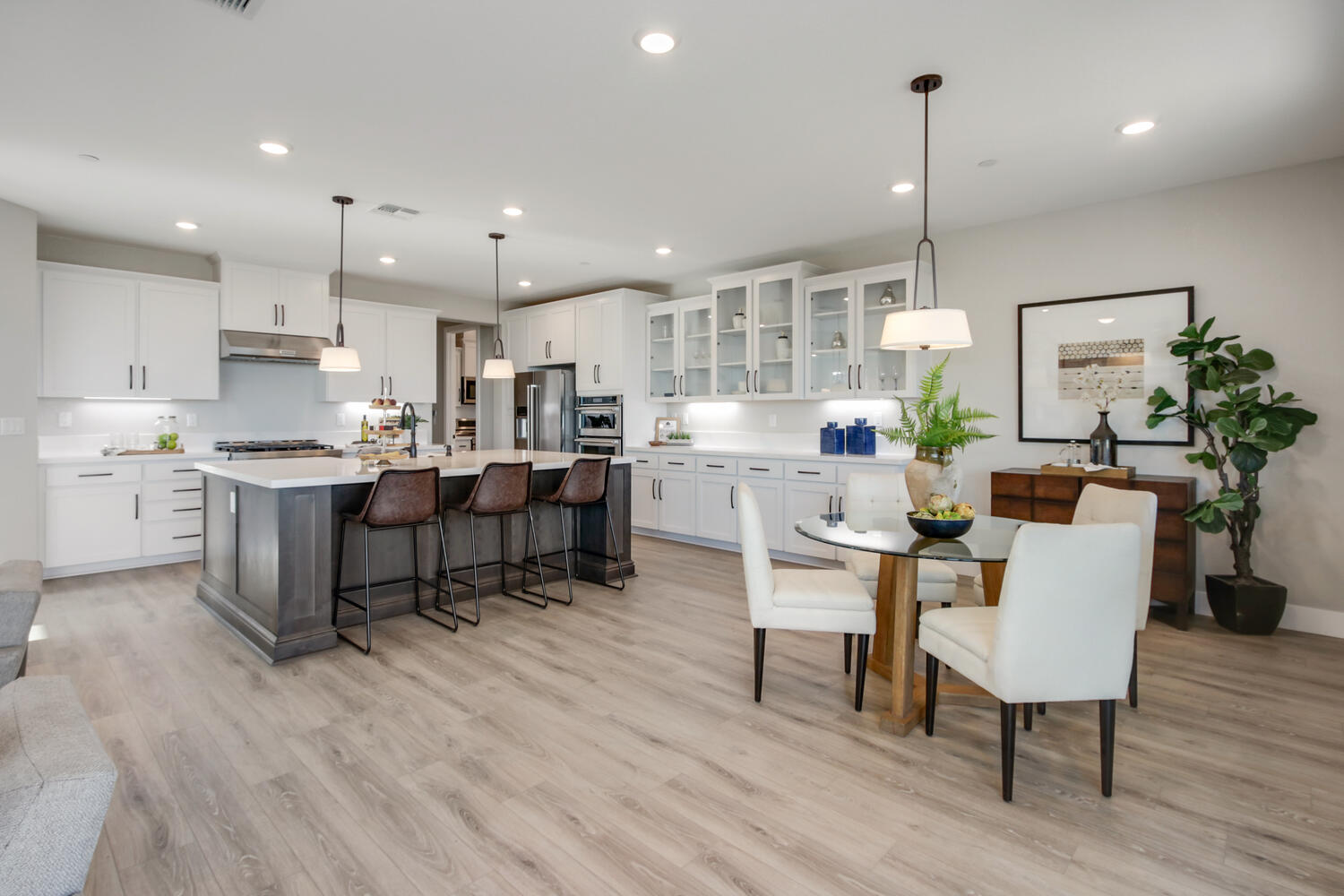 4835_White_Pine_Dr_Folsom_CA-large-016-017-016-1500x1000-72dpi