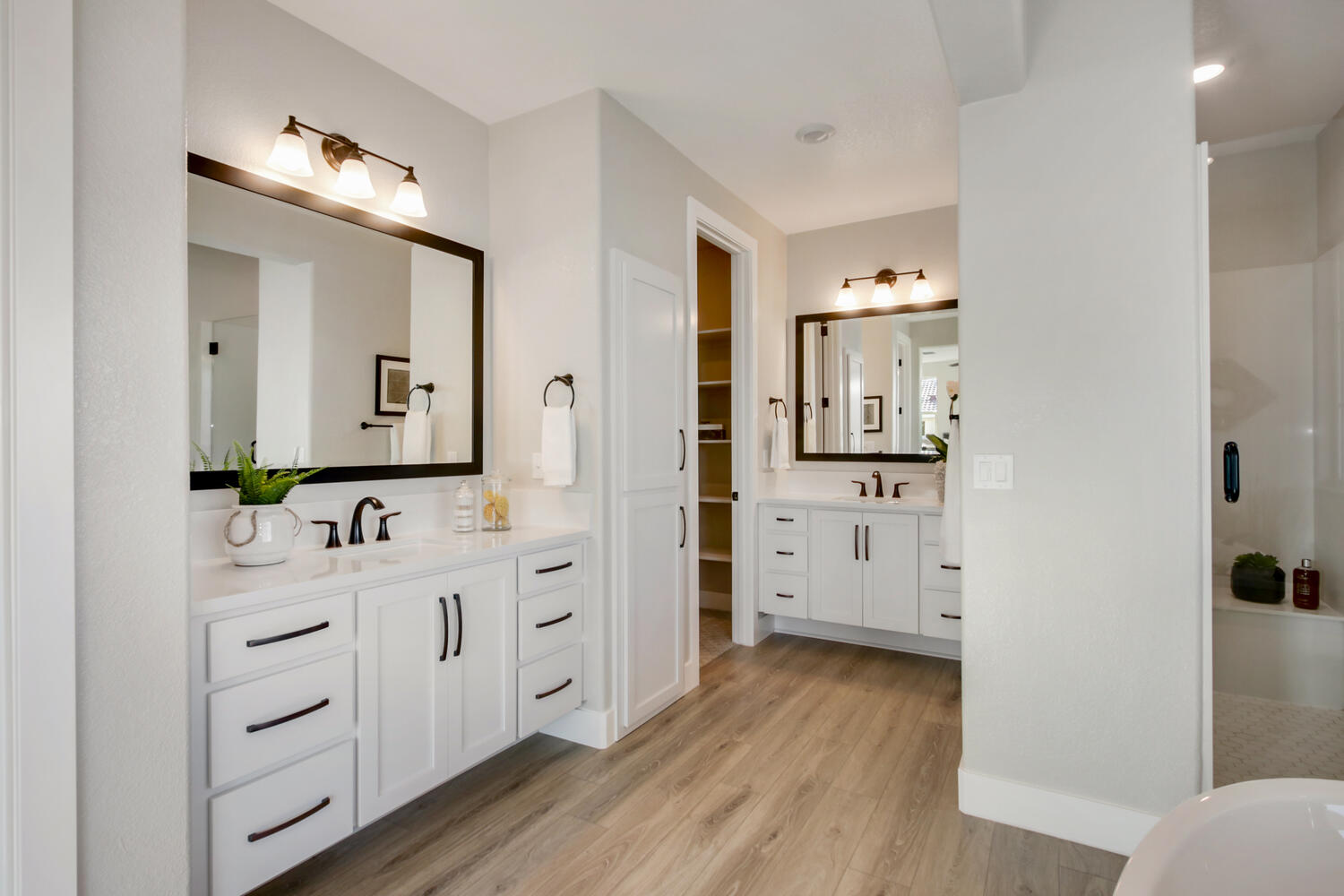 4835_White_Pine_Dr_Folsom_CA-large-035-035-035-1500x1000-72dpi