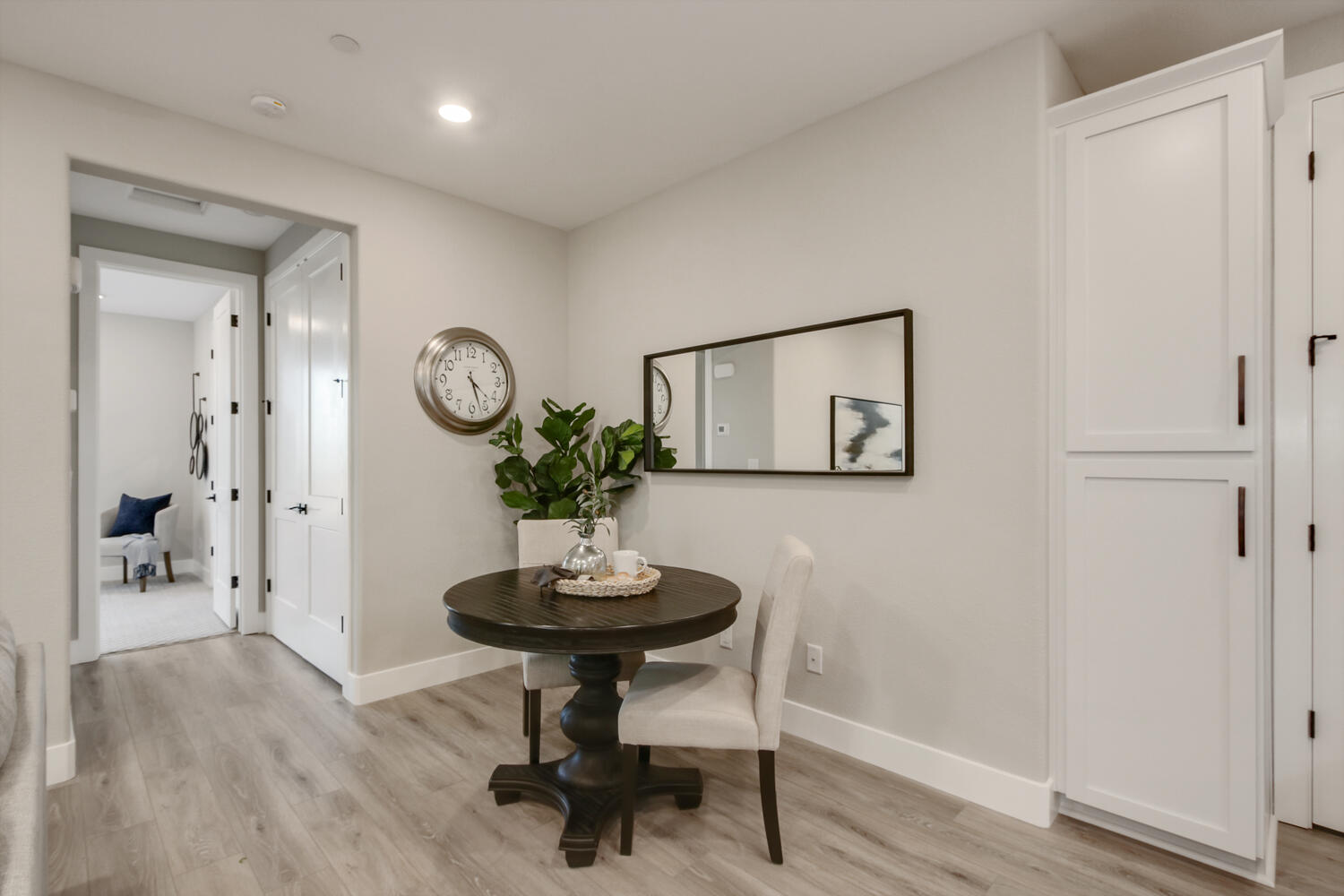 4835_White_Pine_Dr_Folsom_CA-large-054-049-054-1500x1000-72dpi