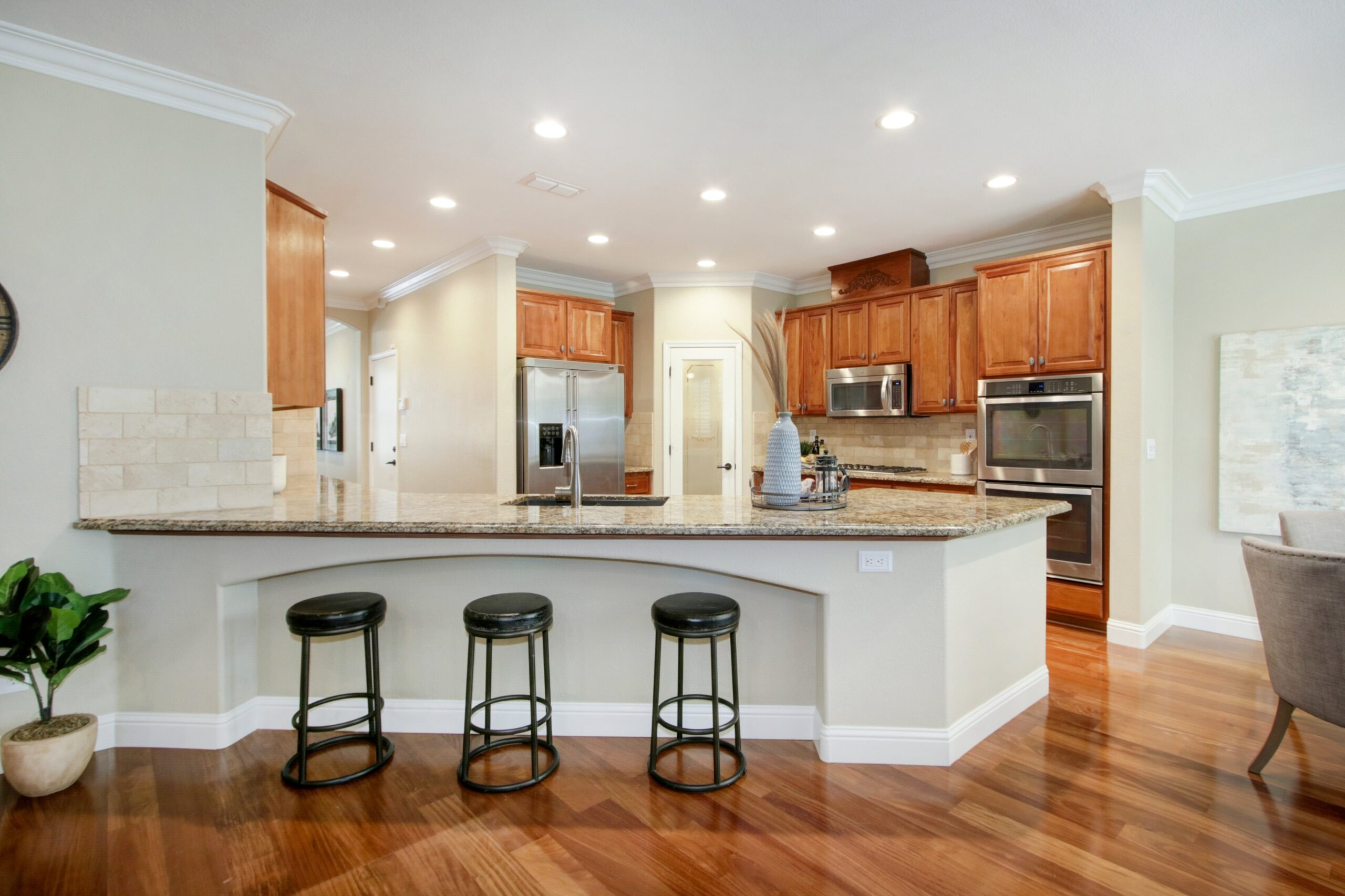 501_Gresham_Ct_Roseville_10