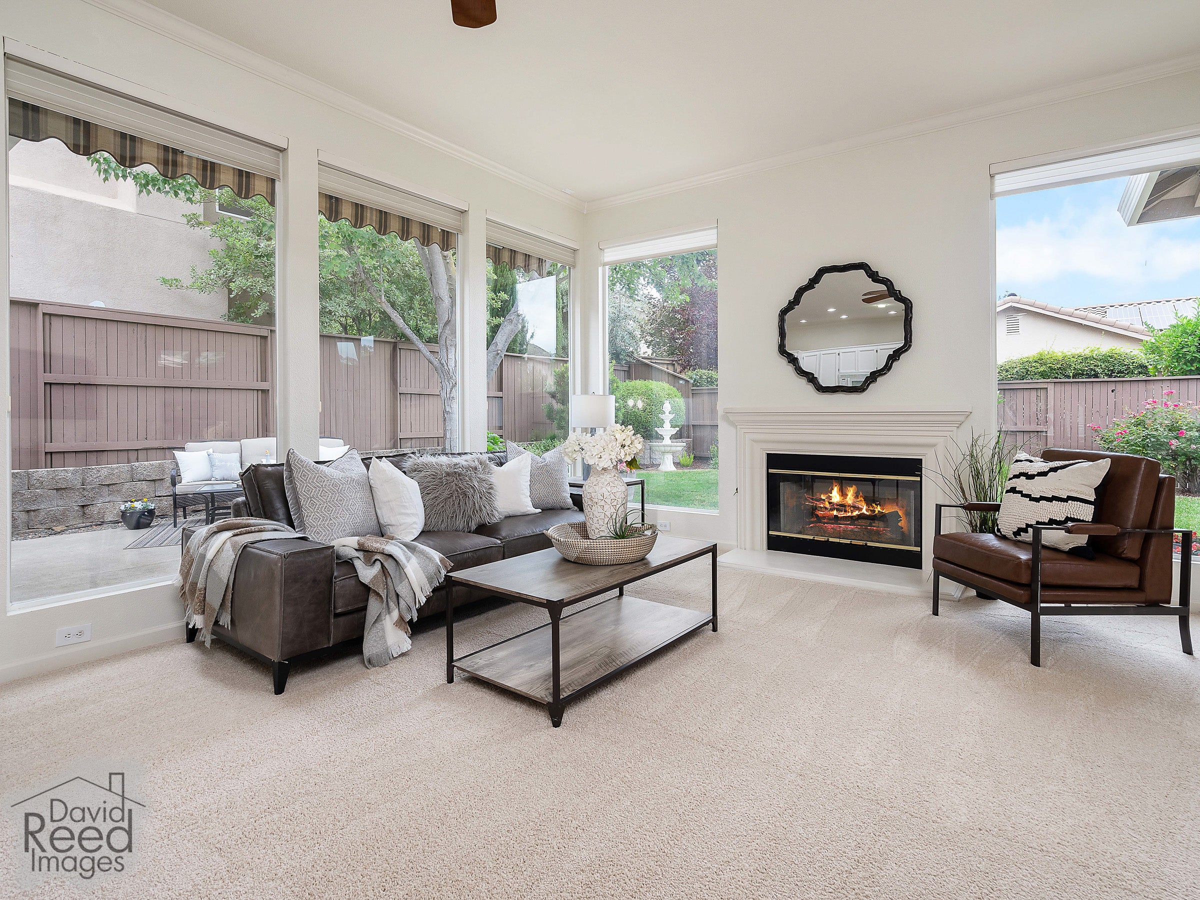 5035_TaylorWay_Int_FamilyRoom_1_03_WithFire