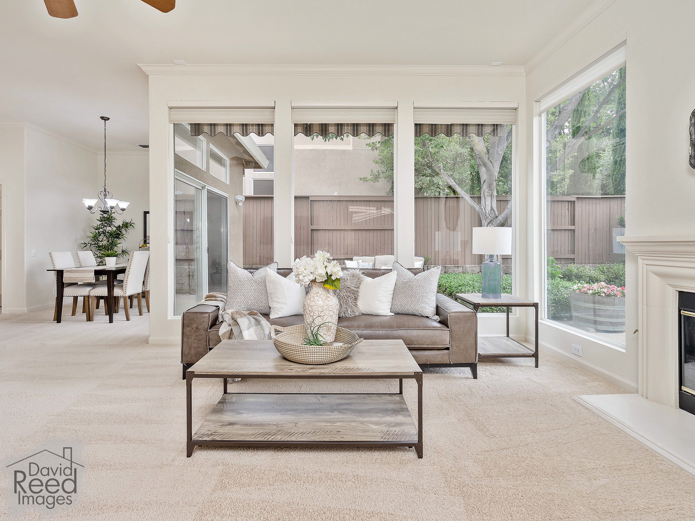 5035_TaylorWay_Int_FamilyRoom_1_04