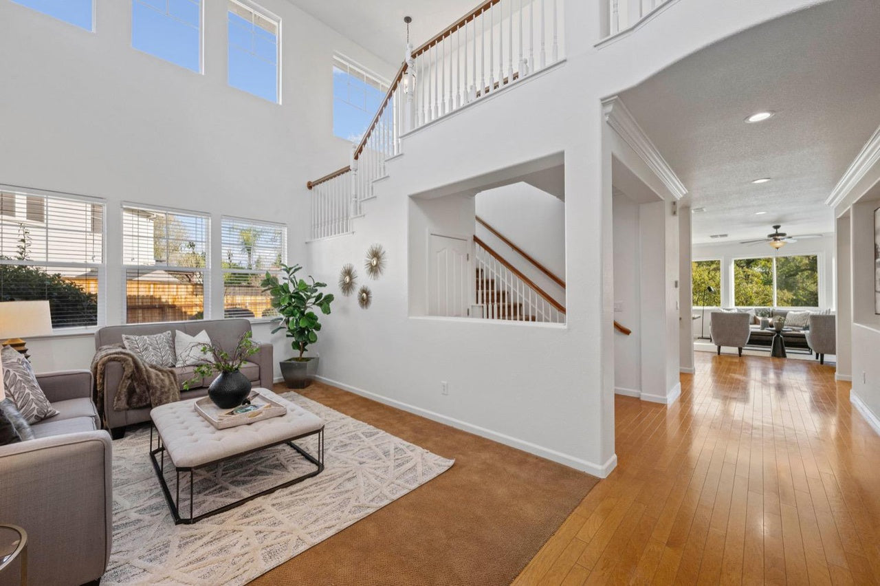 516_Gresham_Ct_Roseville_19