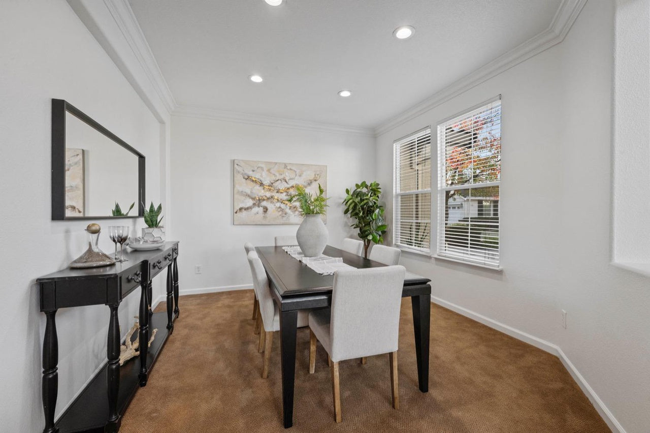 516_Gresham_Ct_Roseville_20