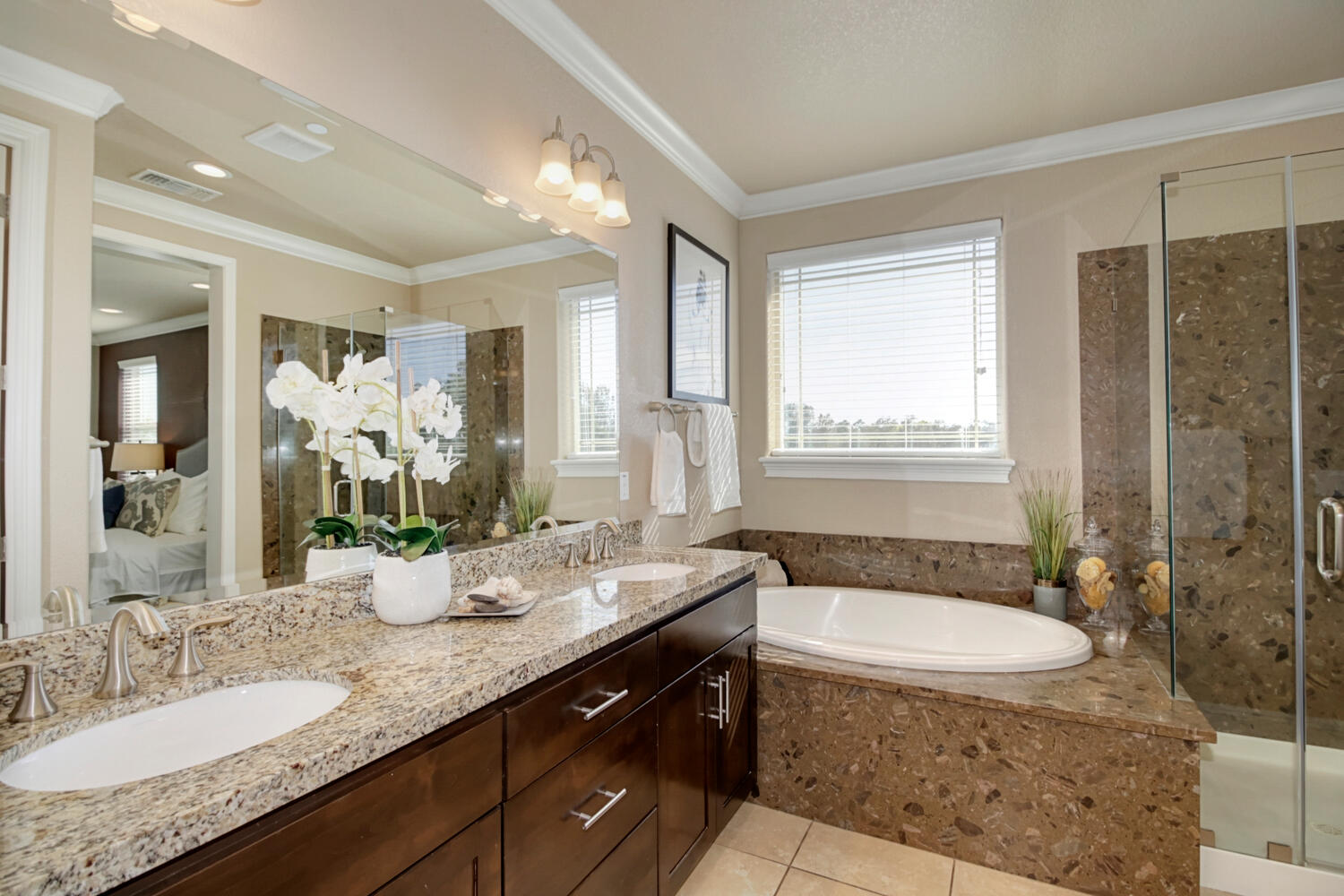 565_Addison_Ct_Folsom_CA_95630-large-027-027-027-1500x1000-72dpi