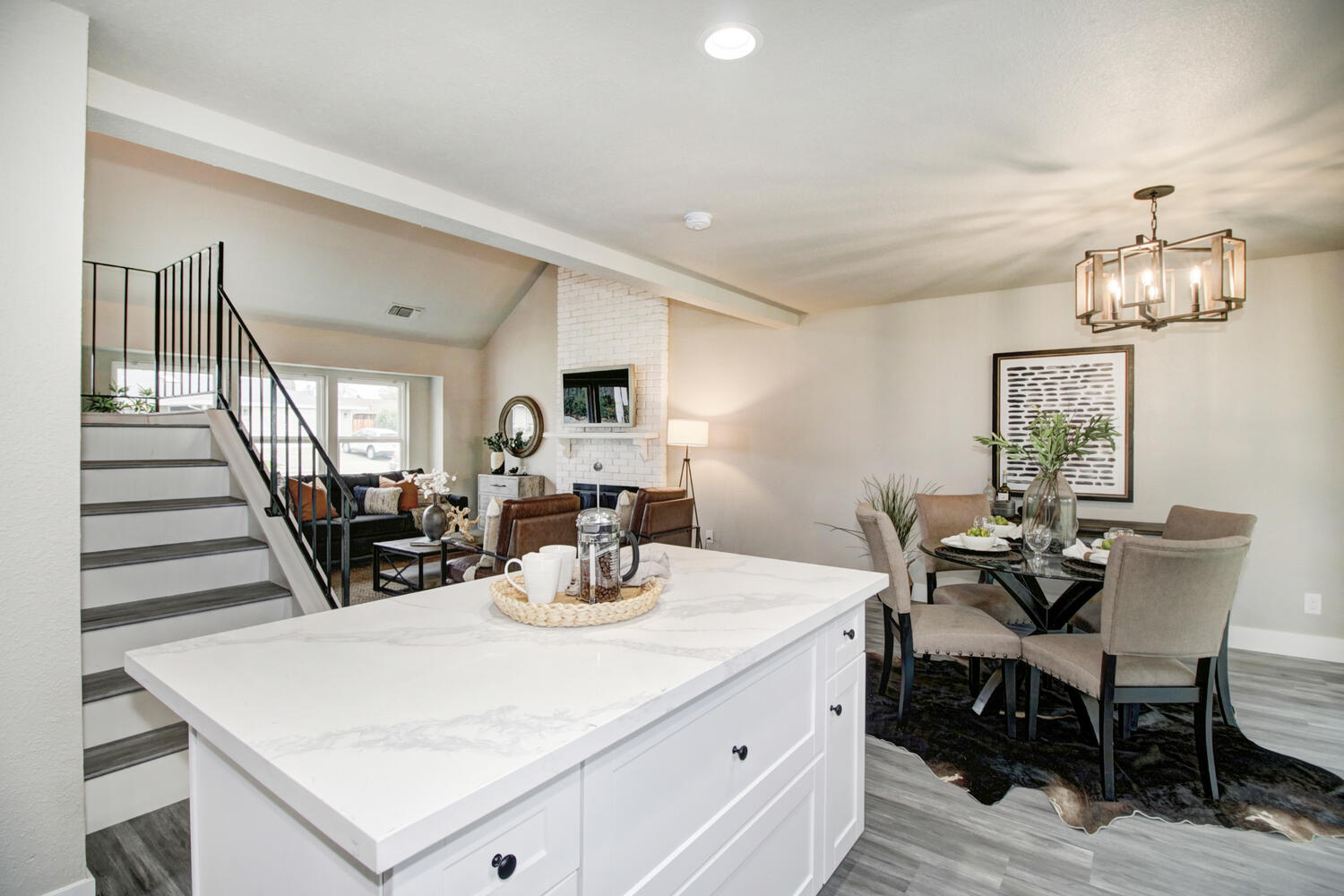 5690_Mesa_Verde_Cir_Rocklin_CA-large-013-015-013-1500x1000-72dpi
