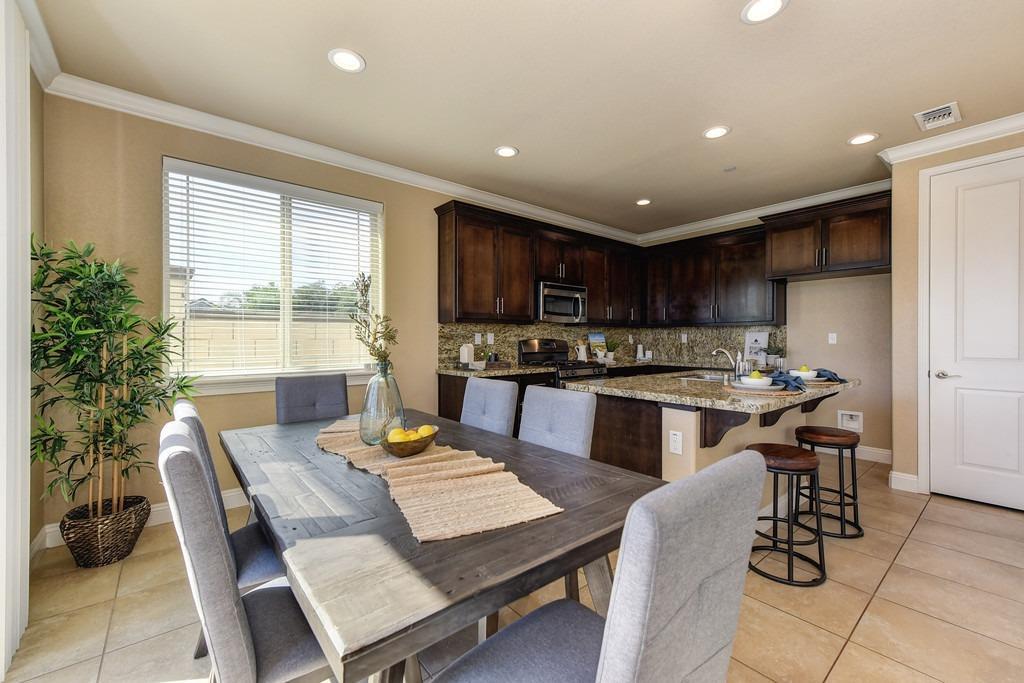 577_Addison_Ct_Folsom_4
