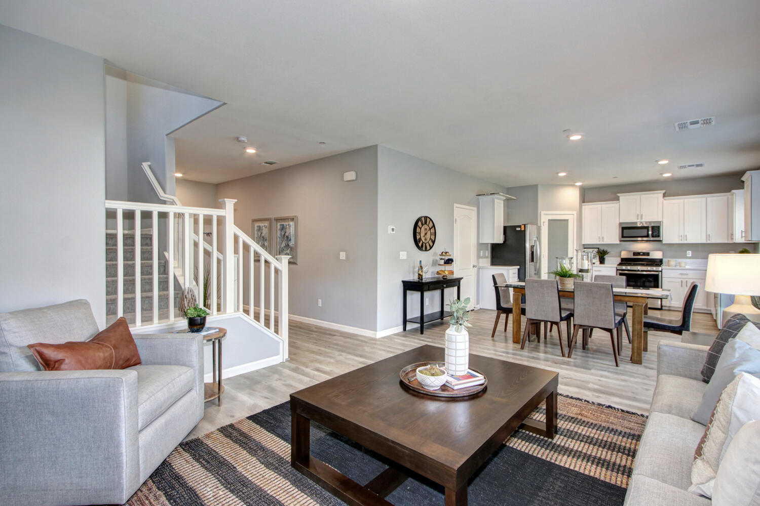 6024_Emerald_Park_Ln_Roseville-large-007-036-007-1500x1000-72dpi