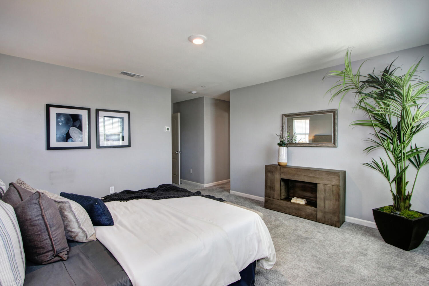 6024_Emerald_Park_Ln_Roseville-large-026-018-026-1500x1000-72dpi