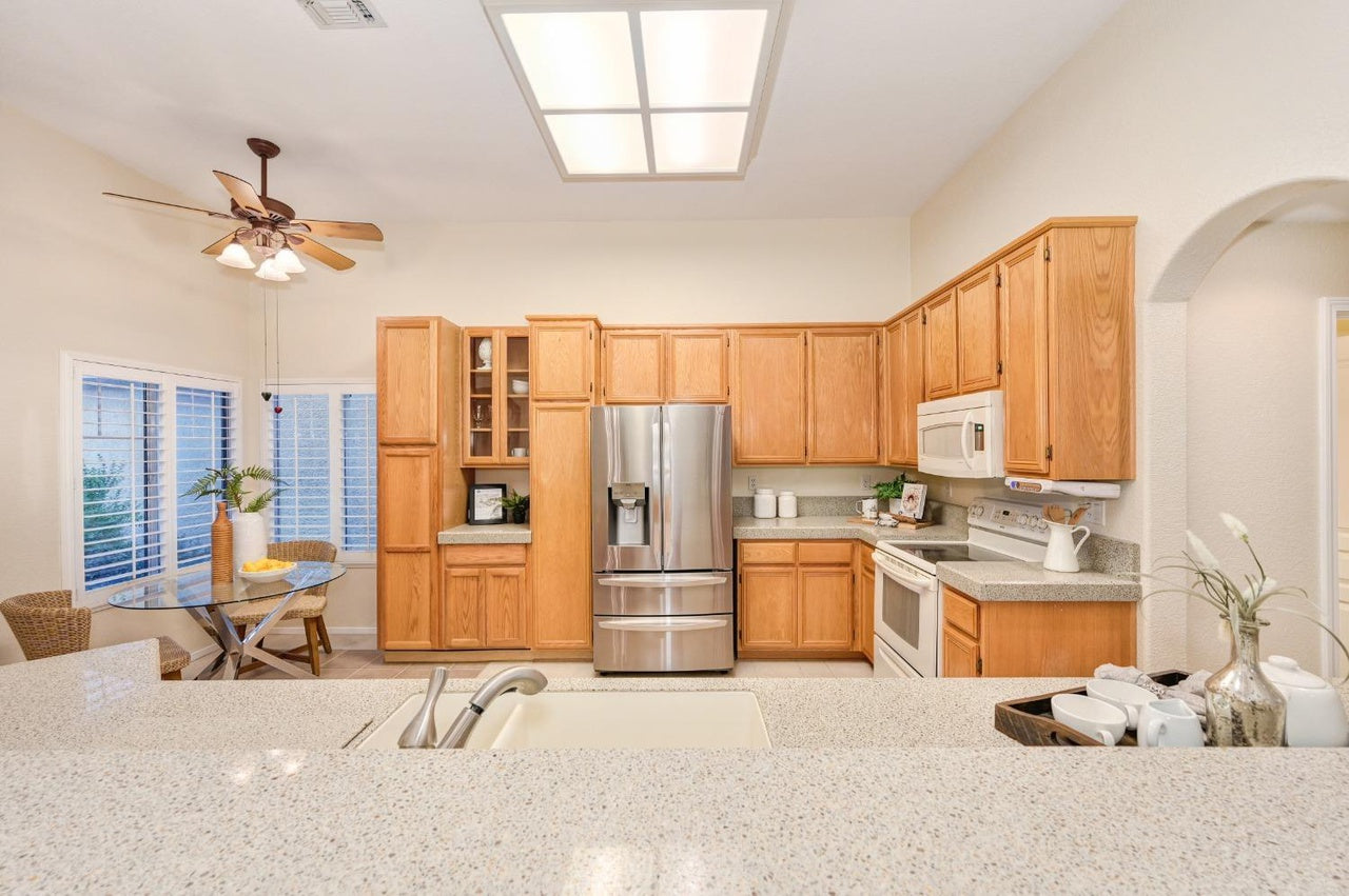 658_Diamond_Glen_Cir_Folsom_10