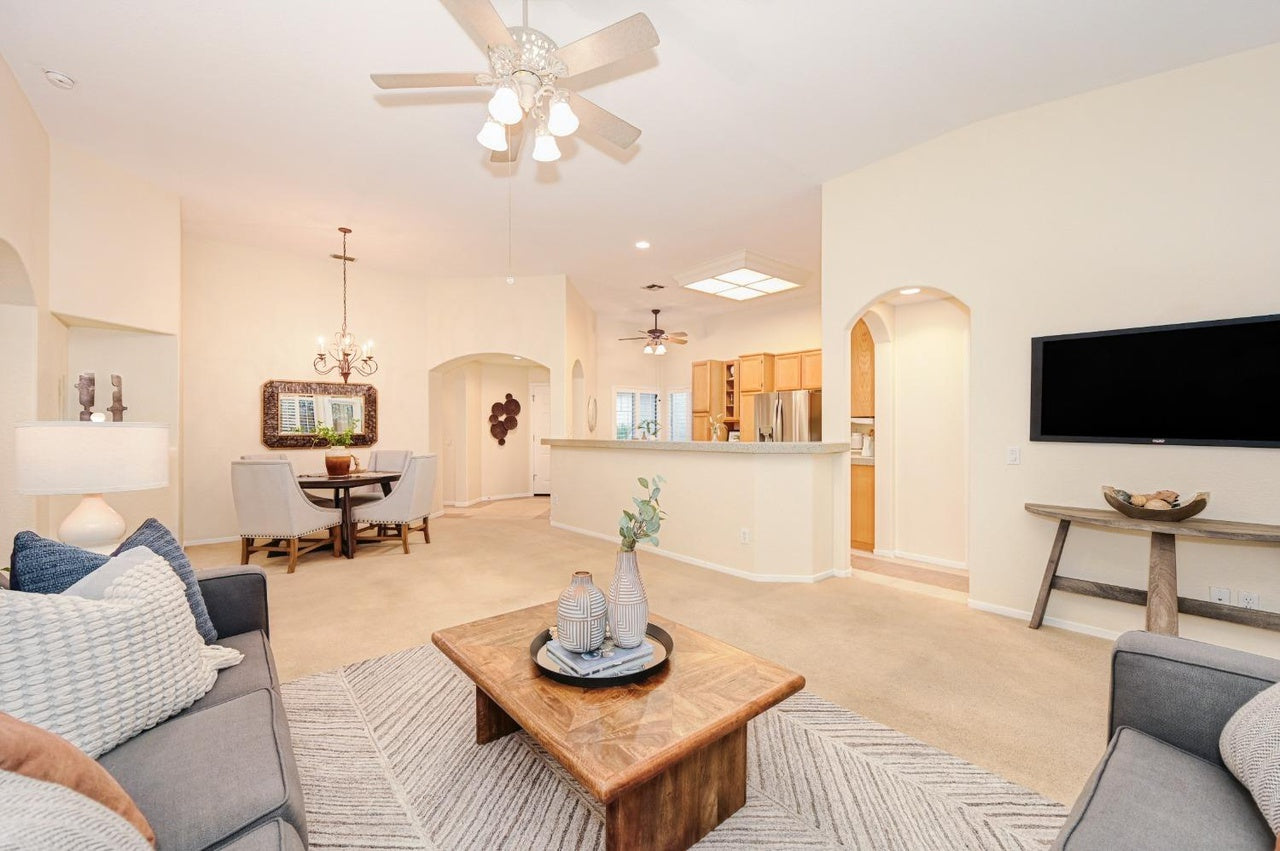 658_Diamond_Glen_Cir_Folsom_13