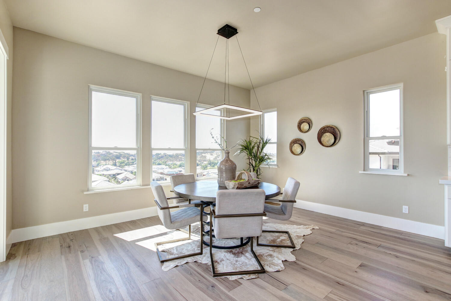 695_Townsend_Ct_Folsom_CA-large-026-029-026-1500x1000-72dpi
