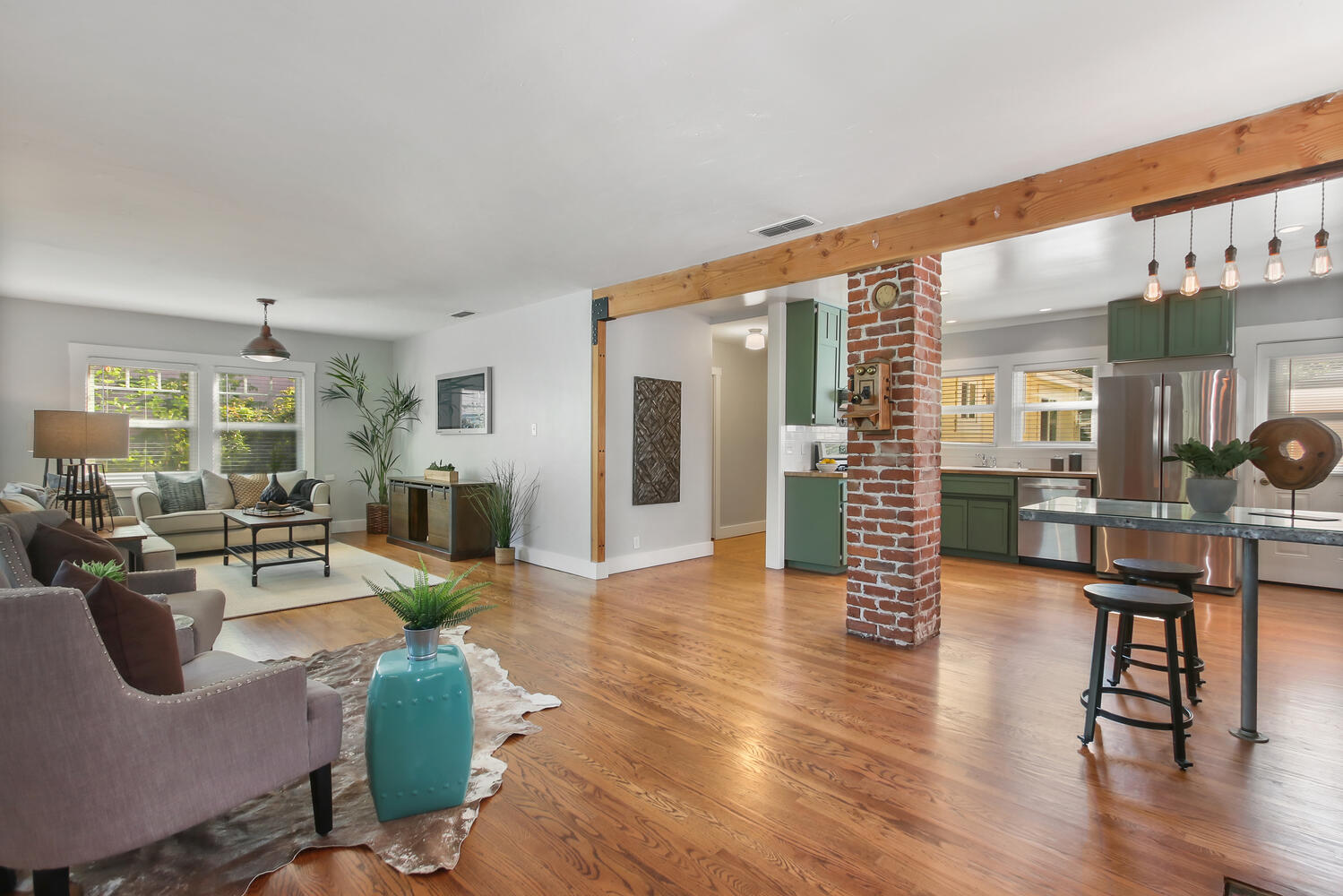 700_San_Miguel_Way_Sacramento-large-014-018-014-1500x1000-72dpi