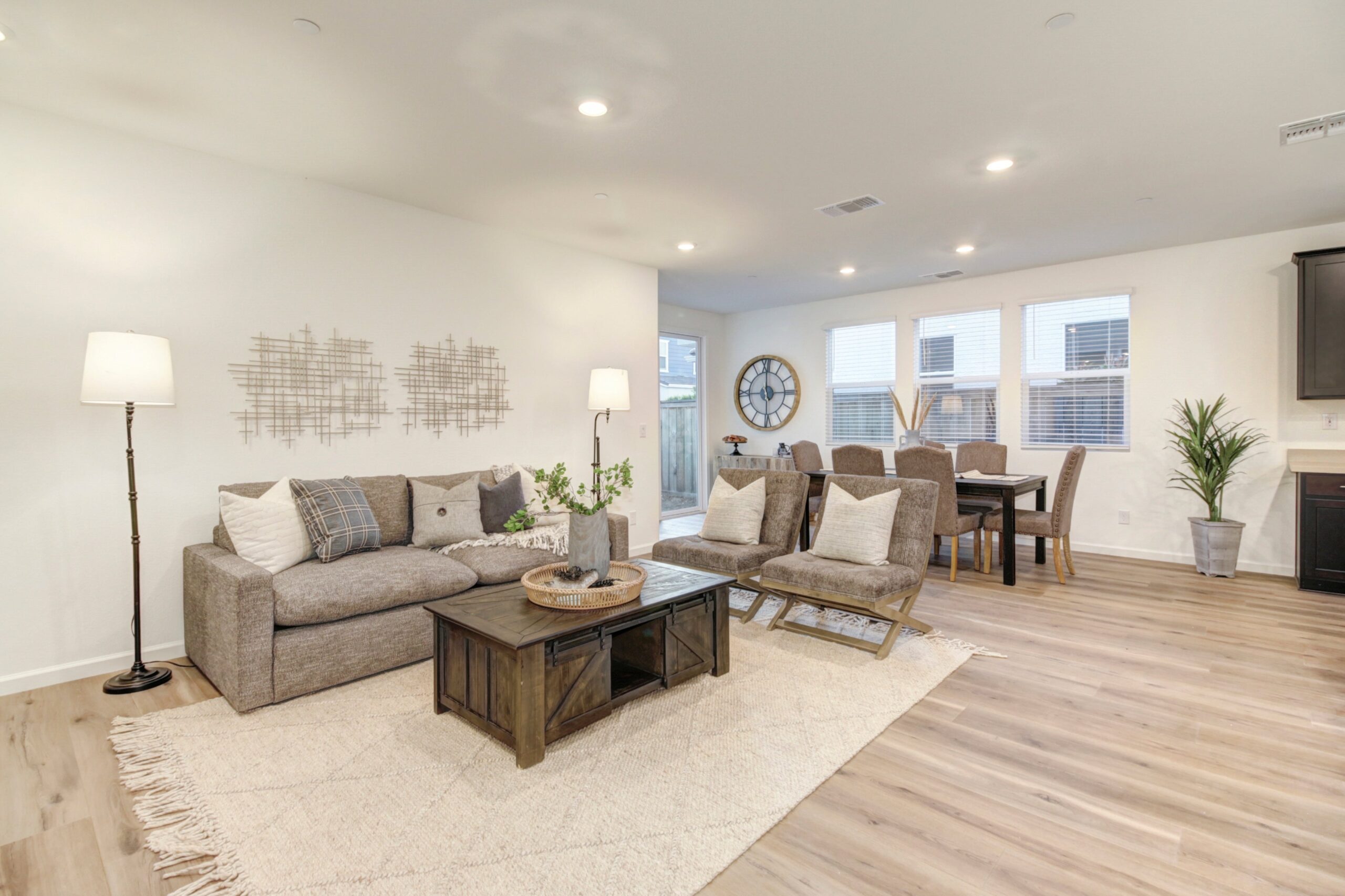 8254_Joecy_Way_Elk_Grove_1