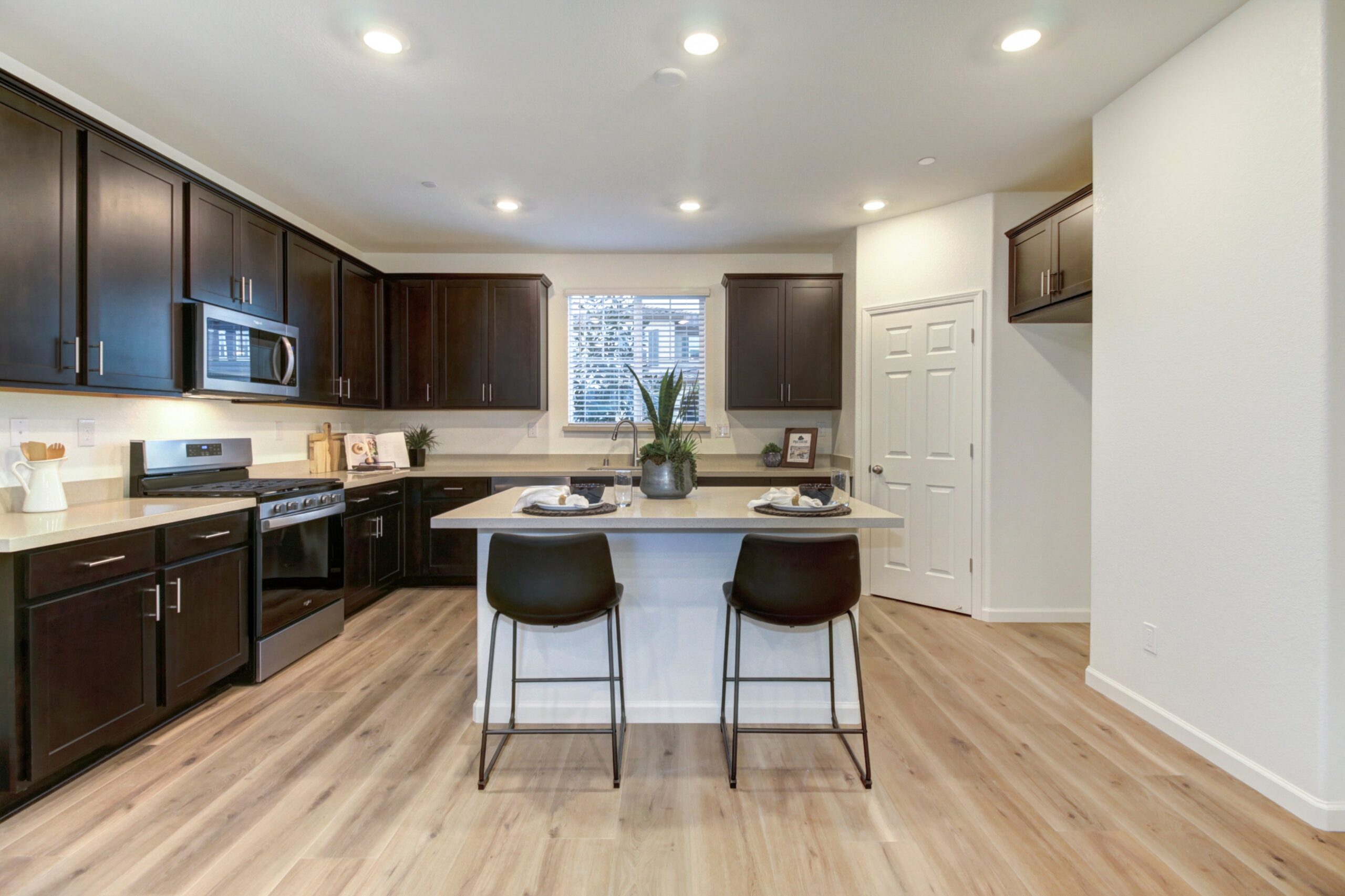 8254_Joecy_Way_Elk_Grove_5
