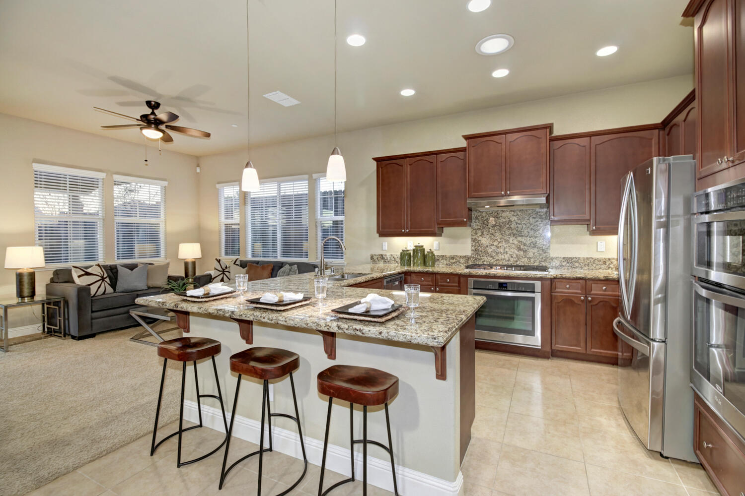 845_Hildebrand_Cir_Folsom_CA-large-019-017-019-1500x1000-72dpi