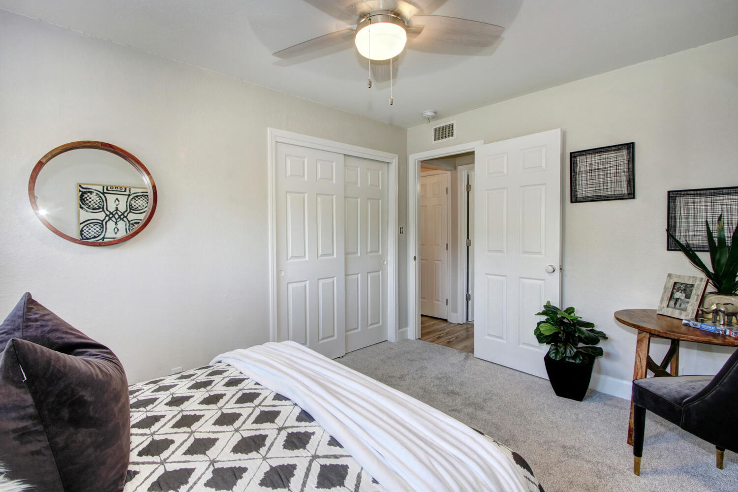 8960_Amerigo_Ave_Orangevale_CA-large-024-020-024-1500x1000-72dpi
