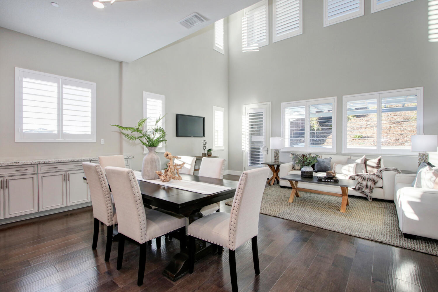 933_Merrill_Ct_El_Dorado_Hills-large-004-007-004-1500x1000-72dpi