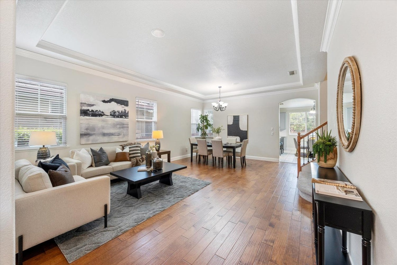 980_Hildebrand_Cir_Folsom_18