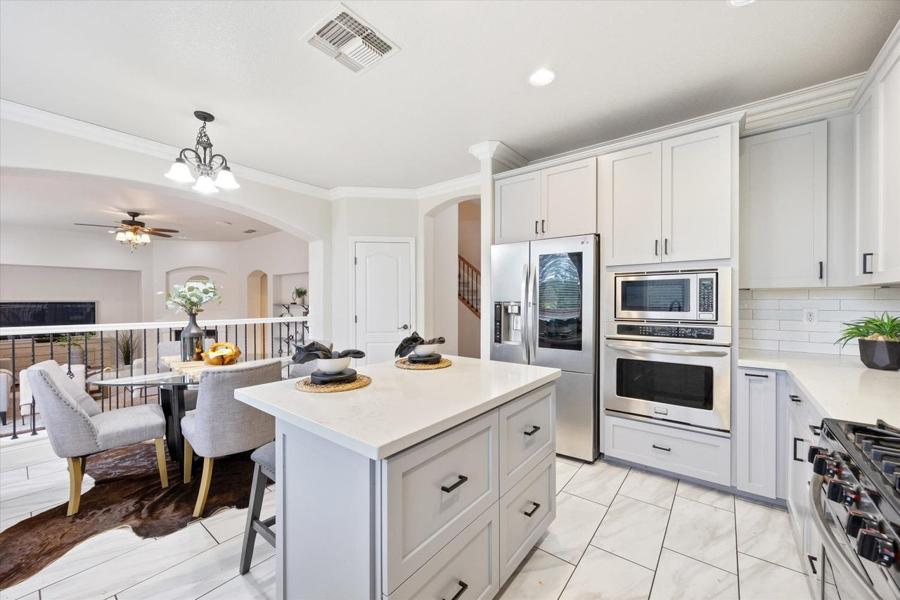 980_Hildebrand_Cir_Folsom_9