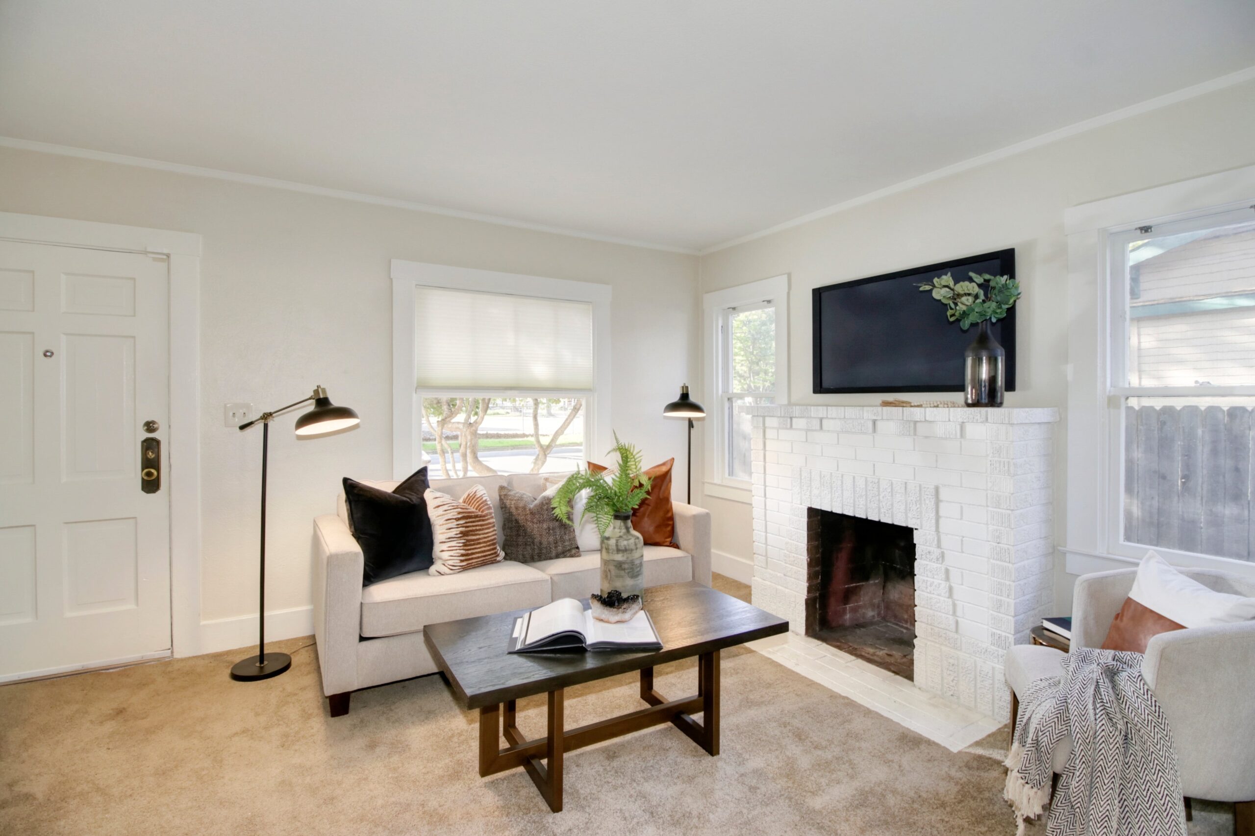 Alhambra_Blvd_Sacramento_1