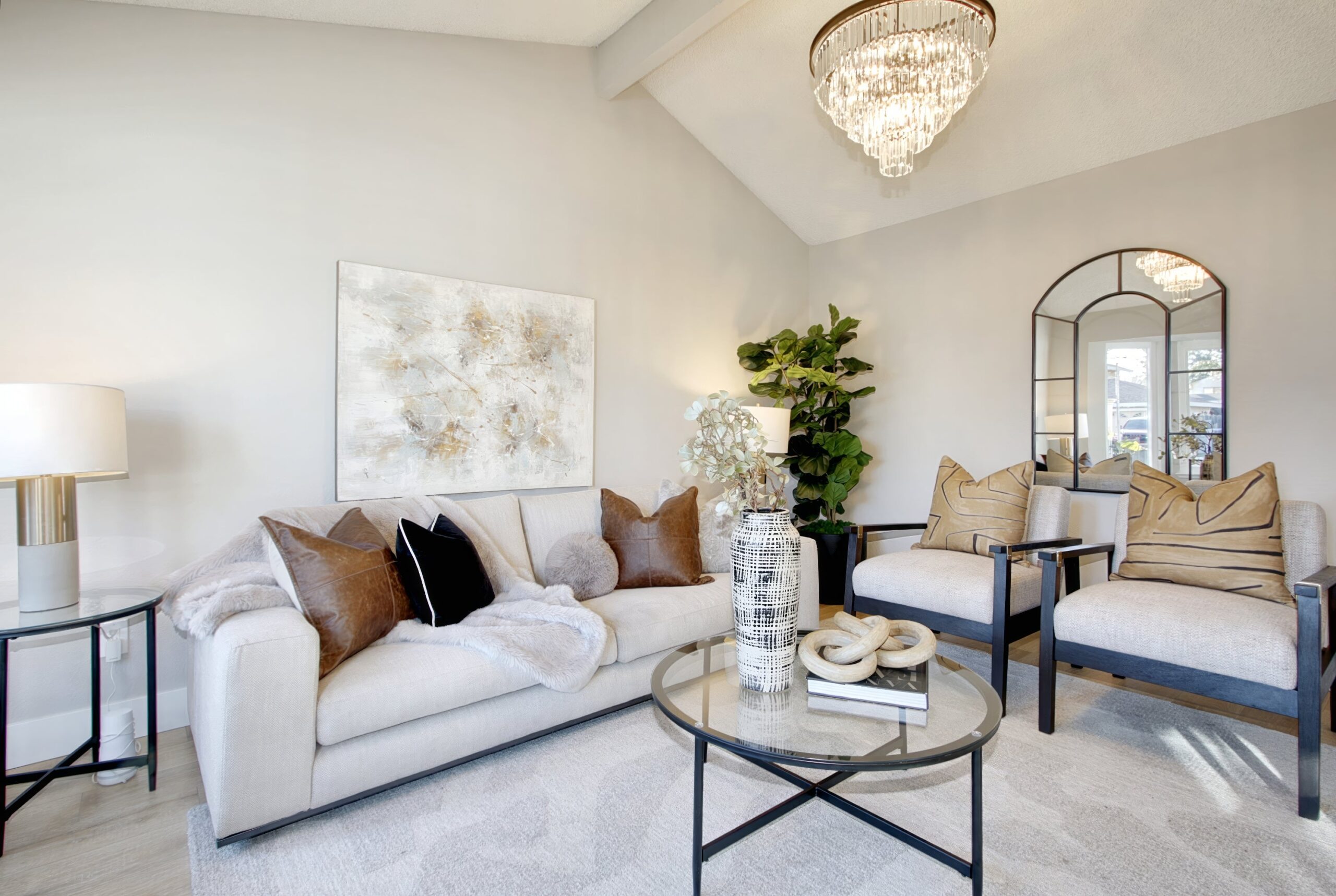 Atrisco_Cir_Sacramento_1