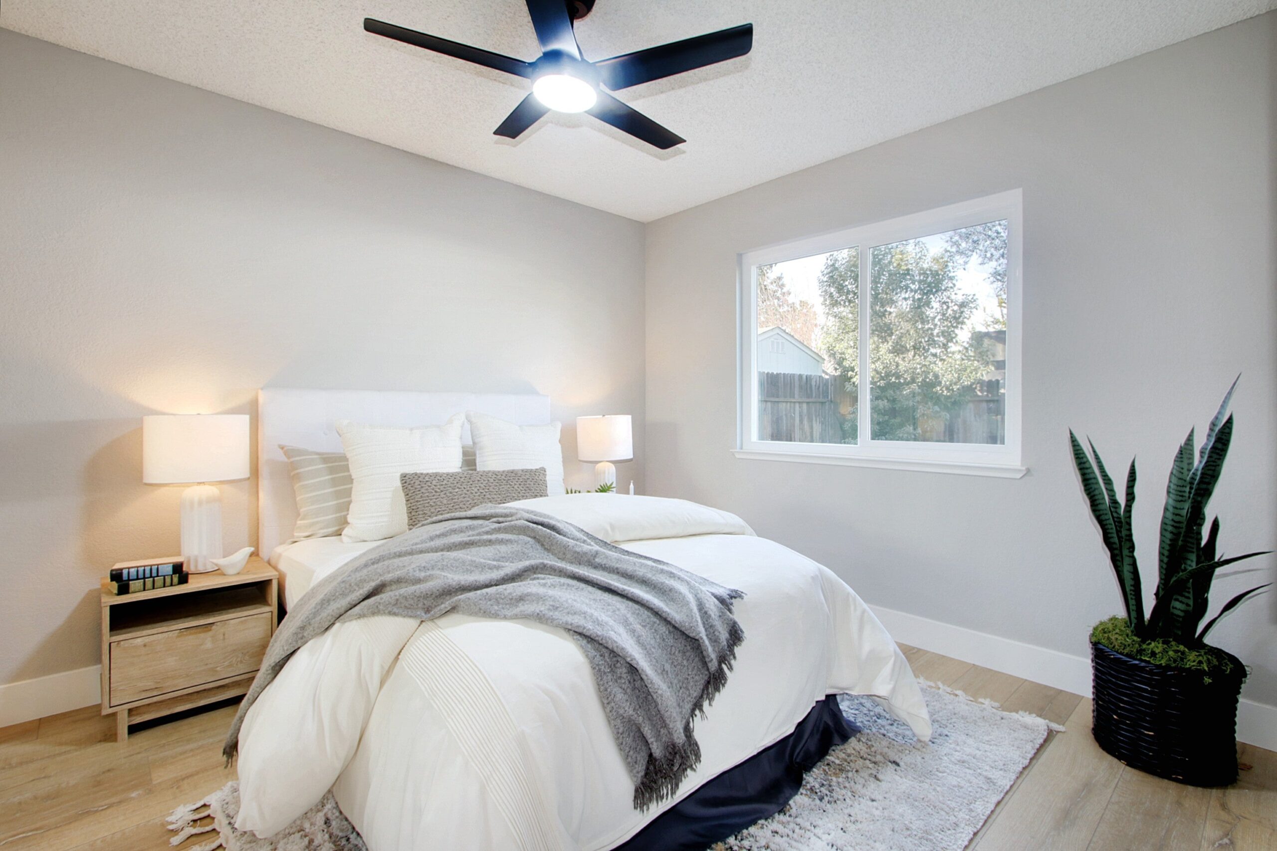 Atrisco_Cir_Sacramento_11