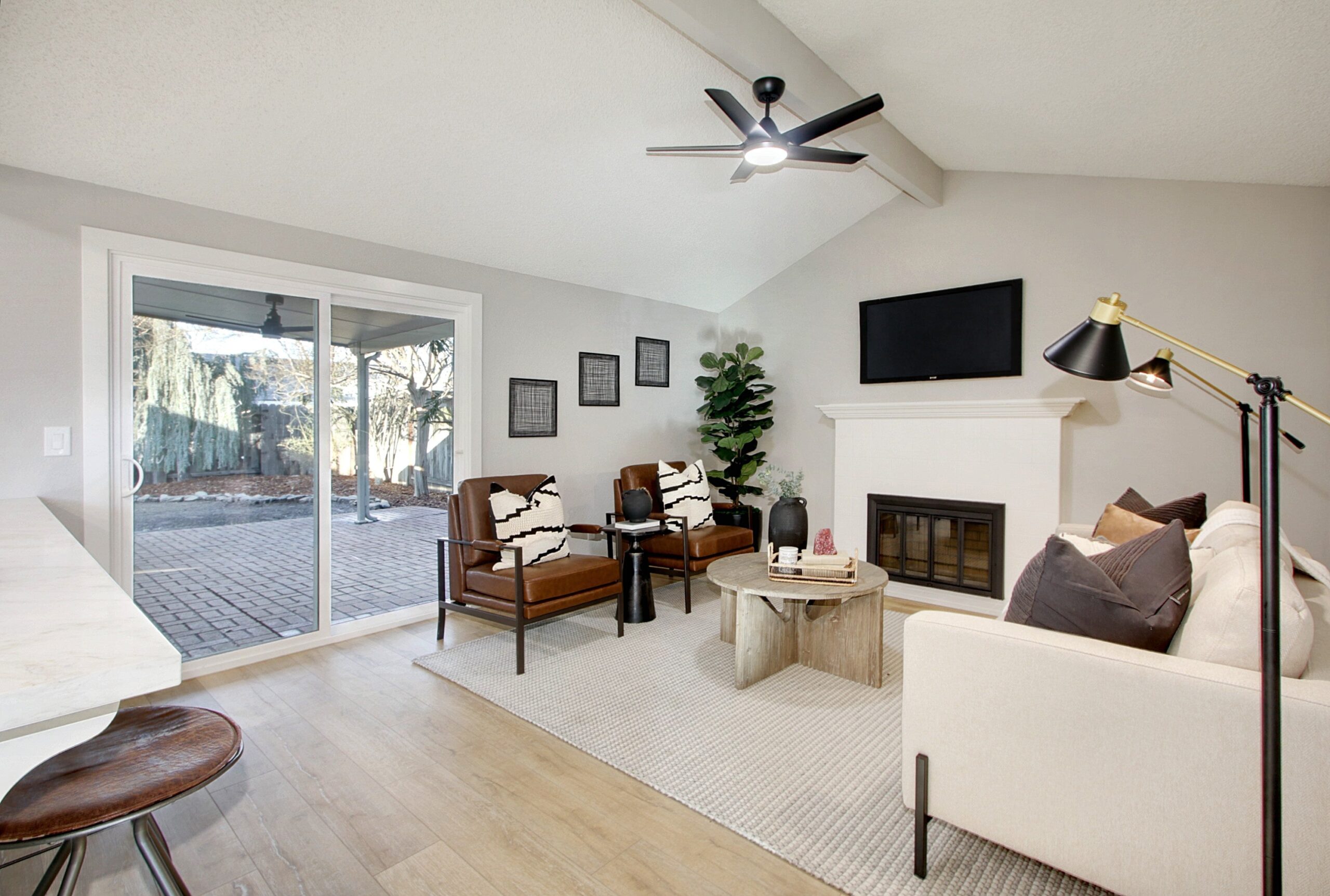 Atrisco_Cir_Sacramento_3
