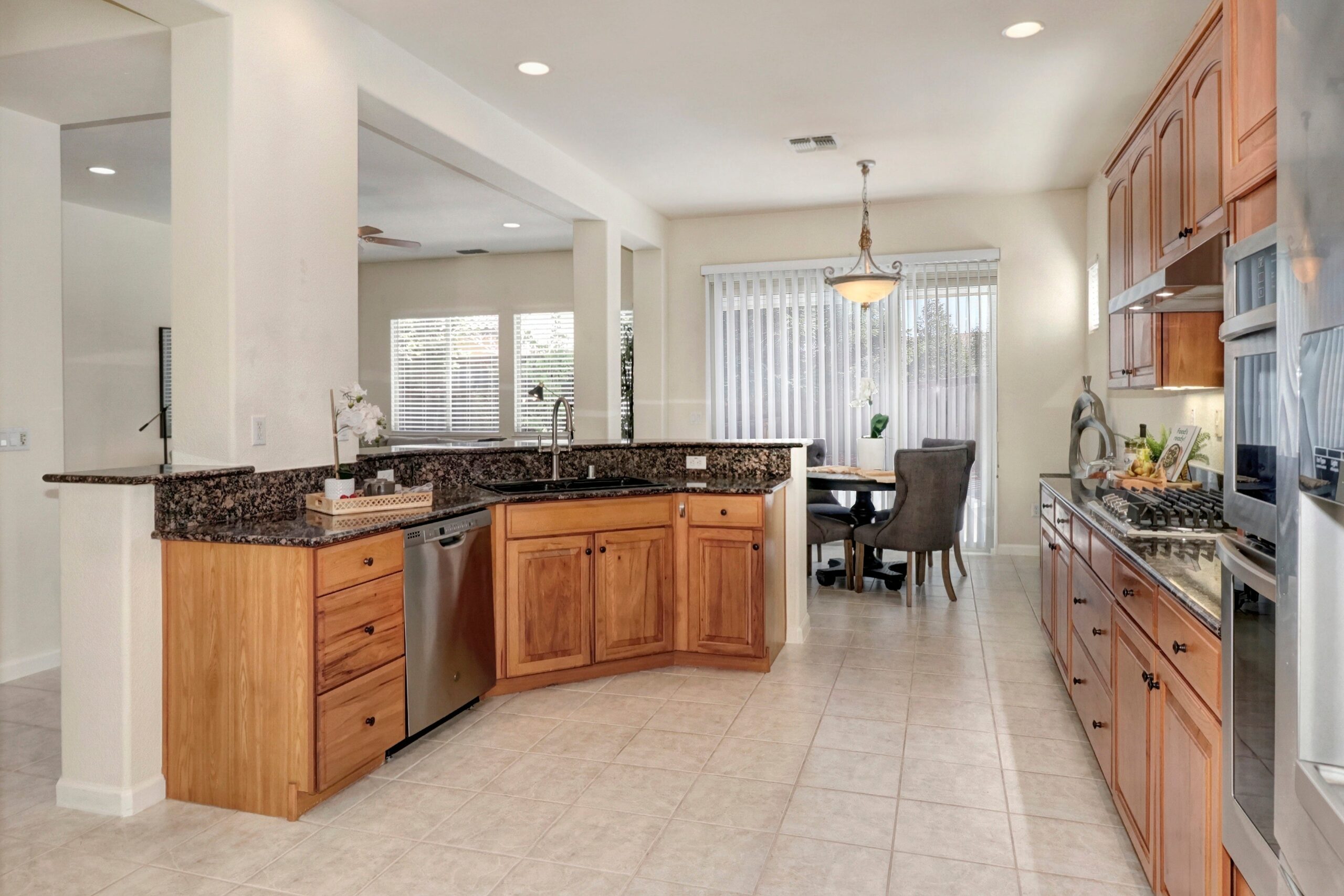 Avondale_Dr_Roseville_9