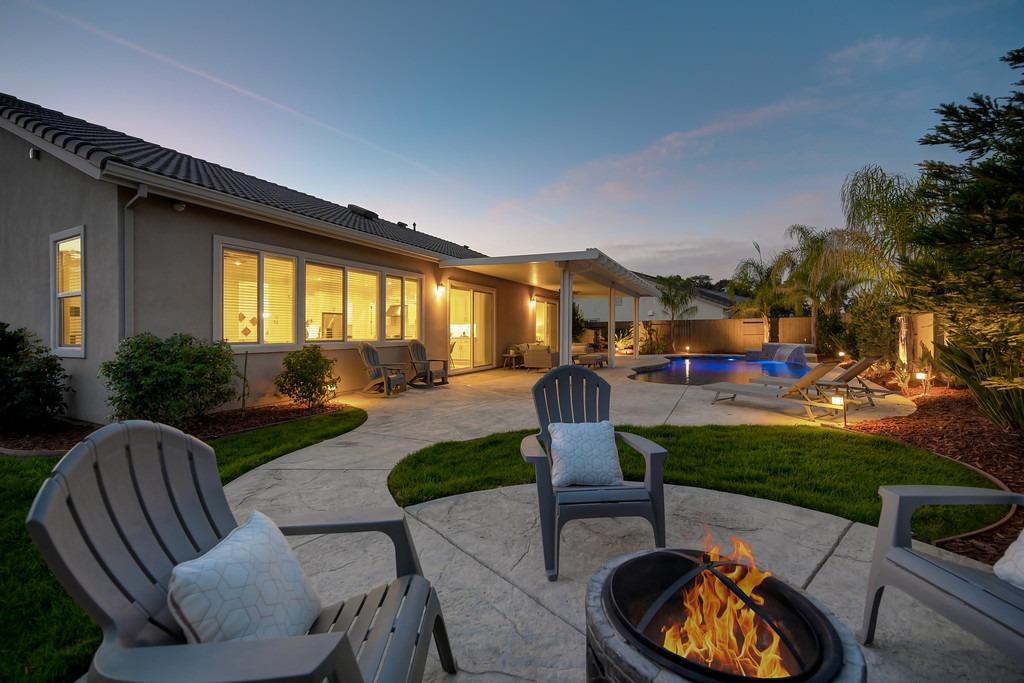 Banksia_Ct_Fair_Oaks_13