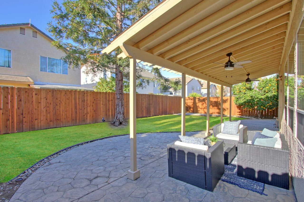 Blue_Maiden_Way_Elk_Grove_15