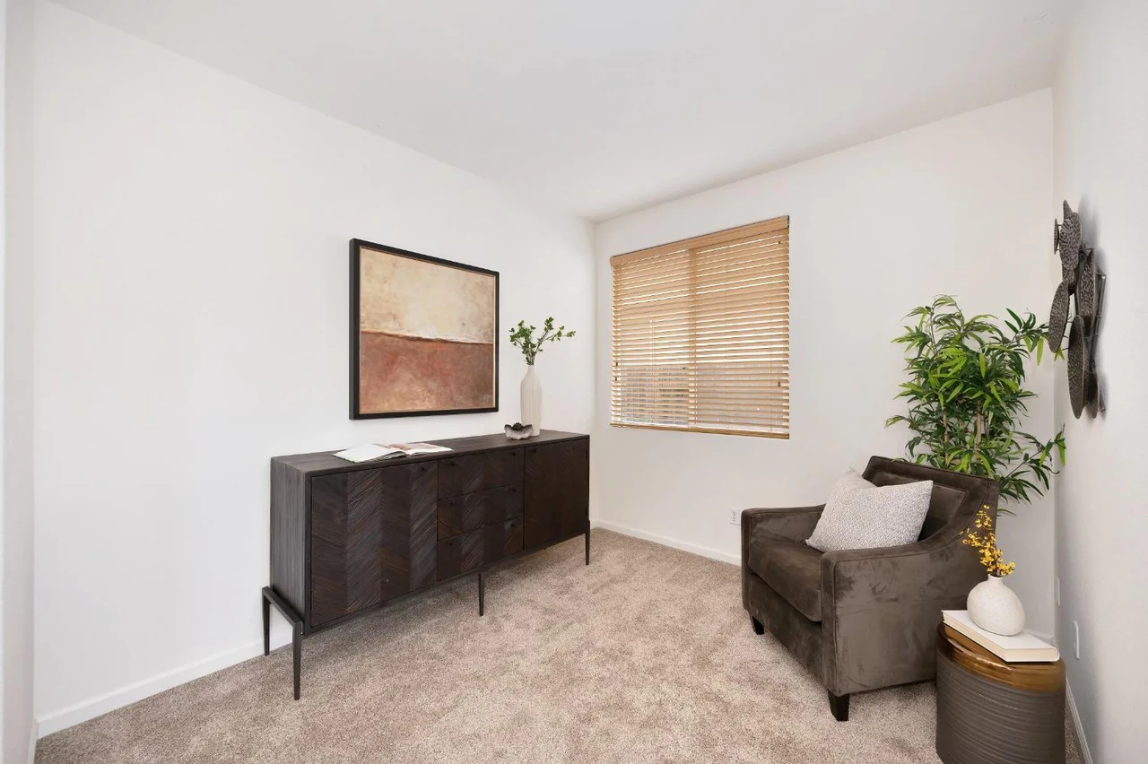 Bridgecross_Dr_Sacramento_5