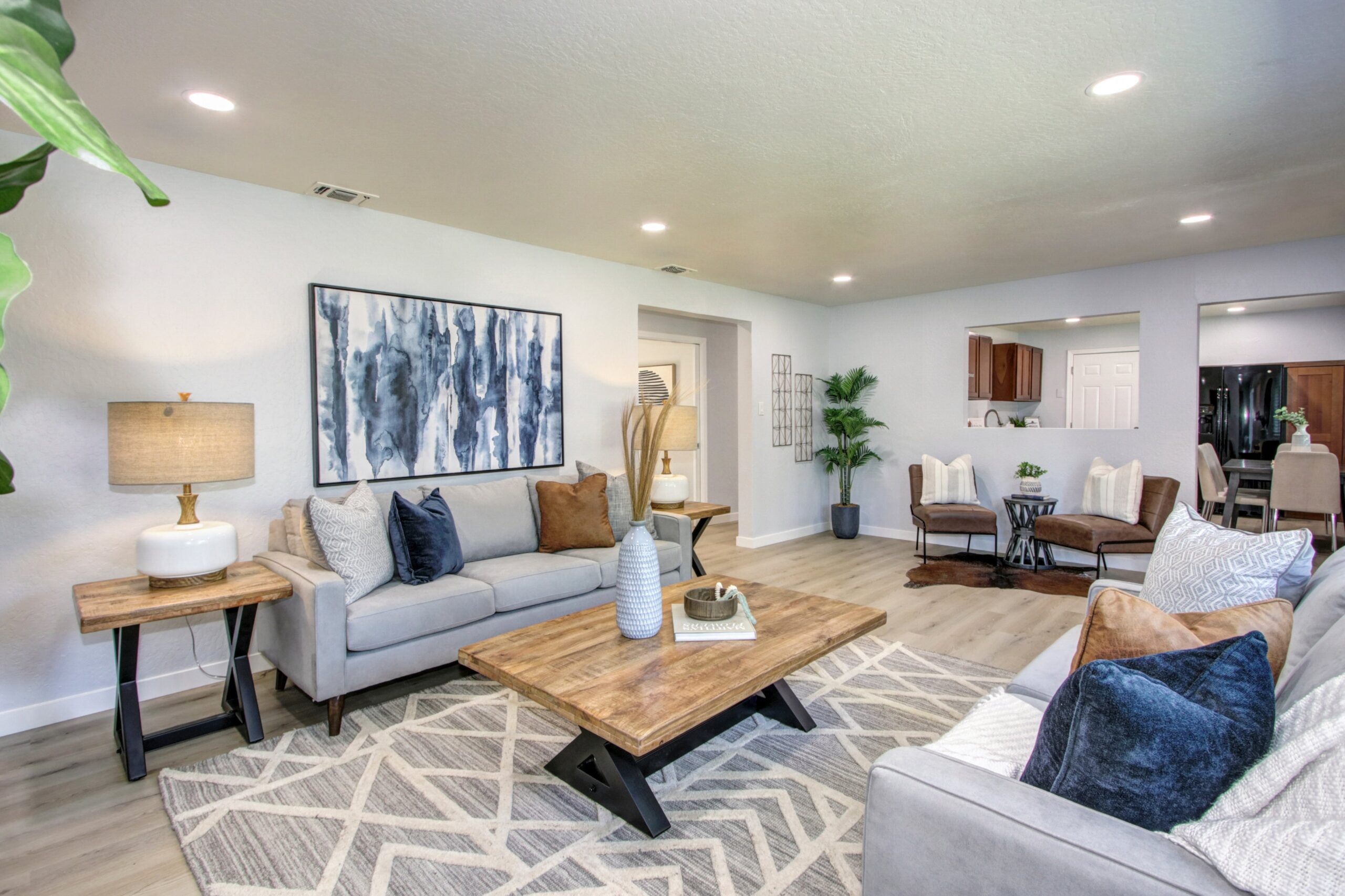 Char_Ave_Orangevale_1