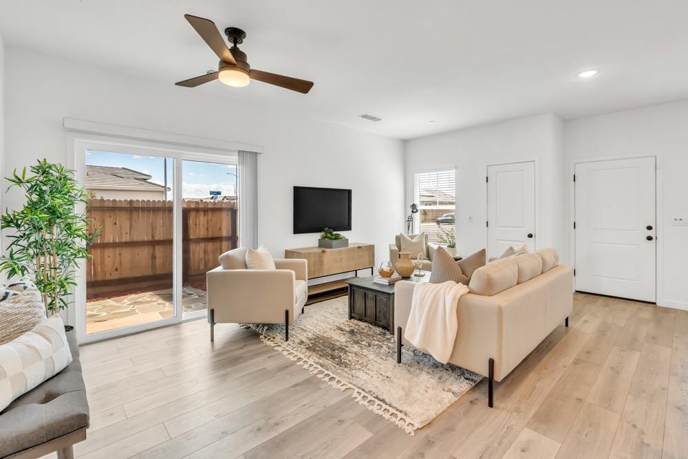 Coal_Creek_Way_Rancho_Cordova_16